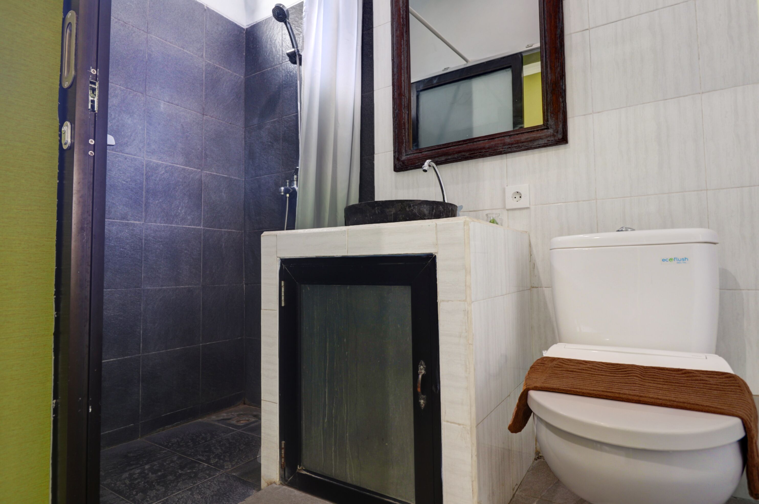 Rise Apartment Sanur