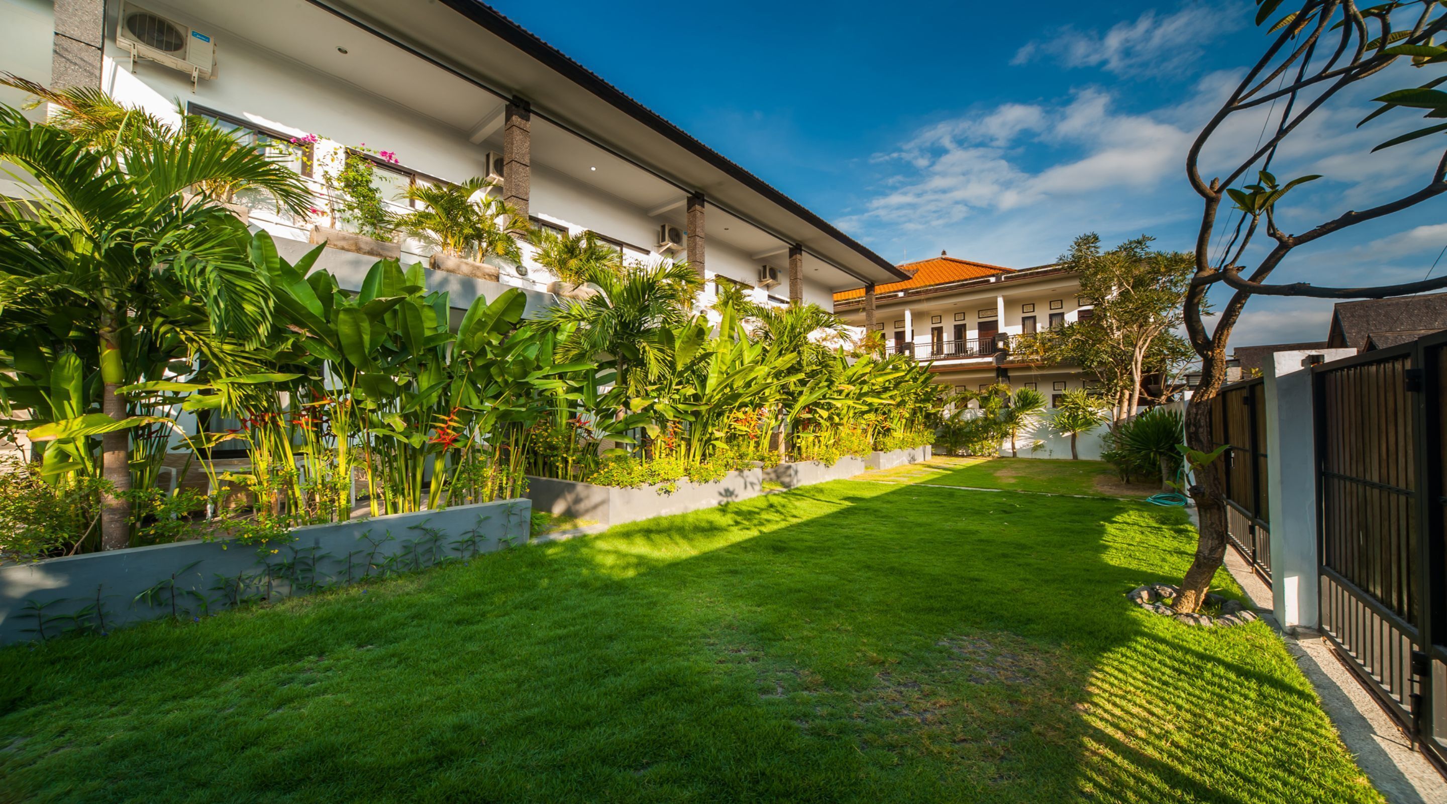 Rise Apartment Sanur