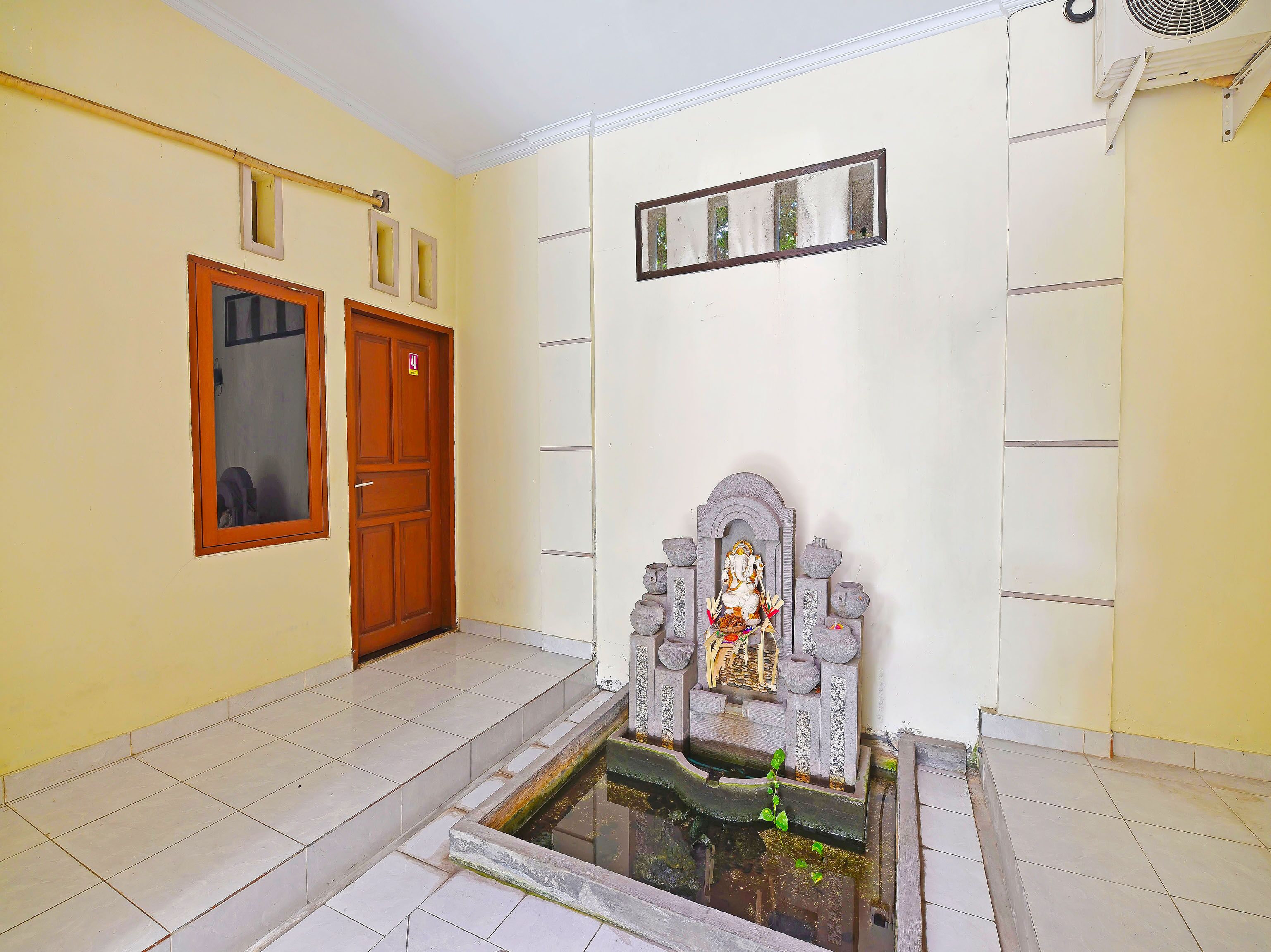 Sandat Guest House by OYO