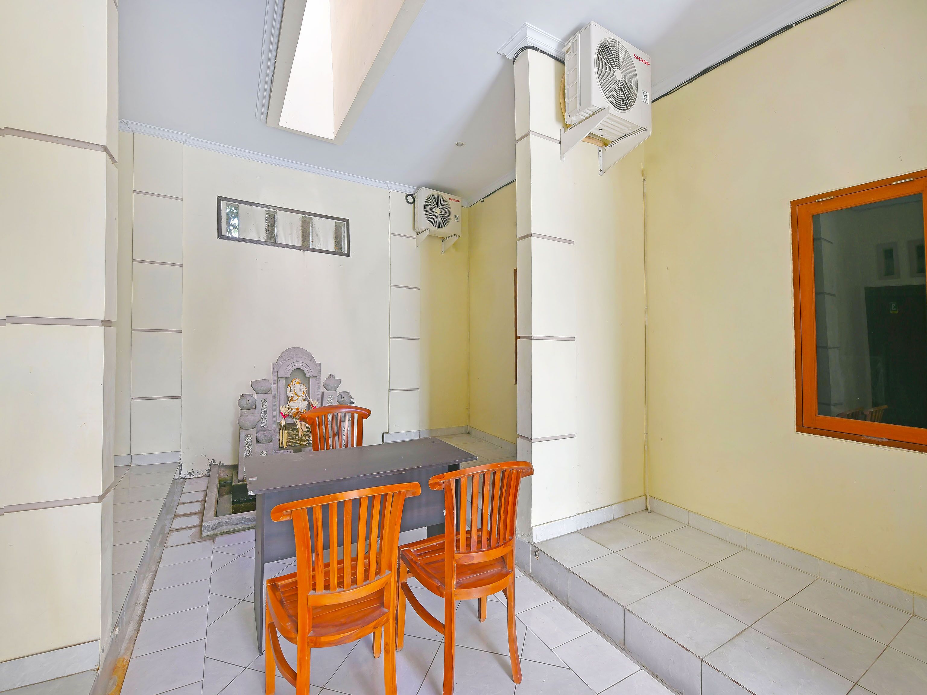Sandat Guest House by OYO
