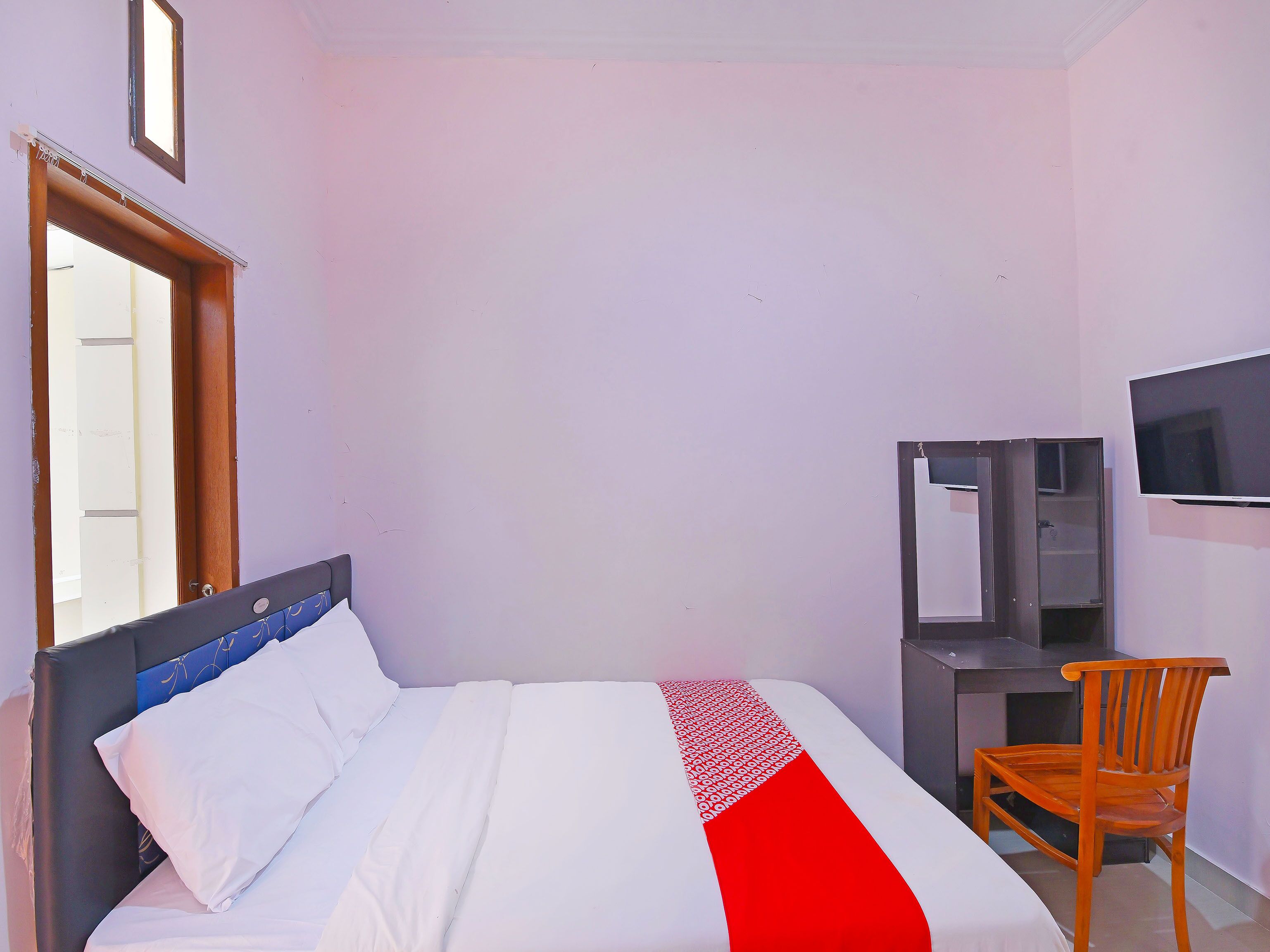 Sandat Guest House by OYO