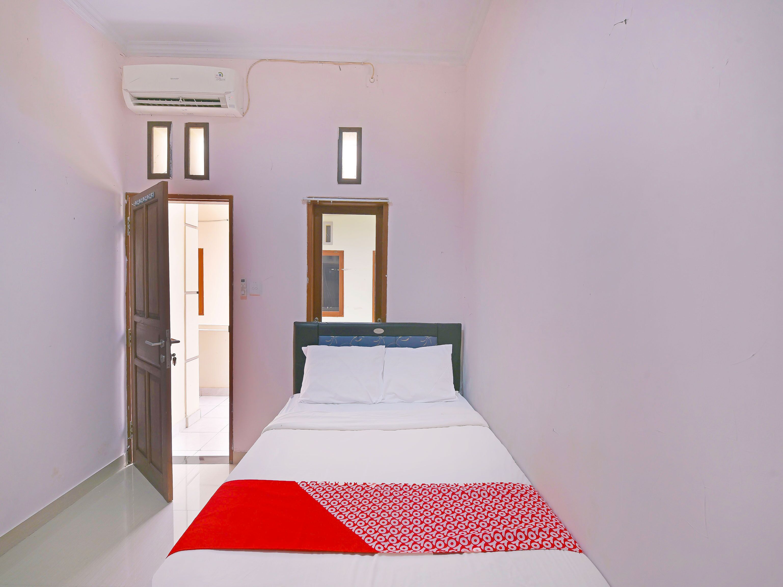Sandat Guest House by OYO