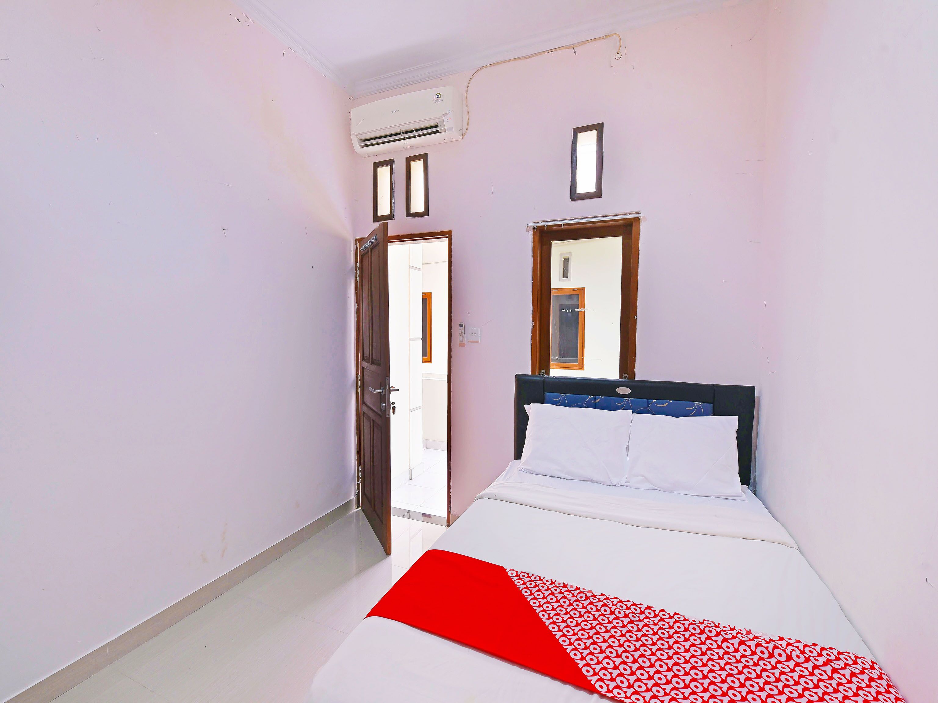 Sandat Guest House by OYO