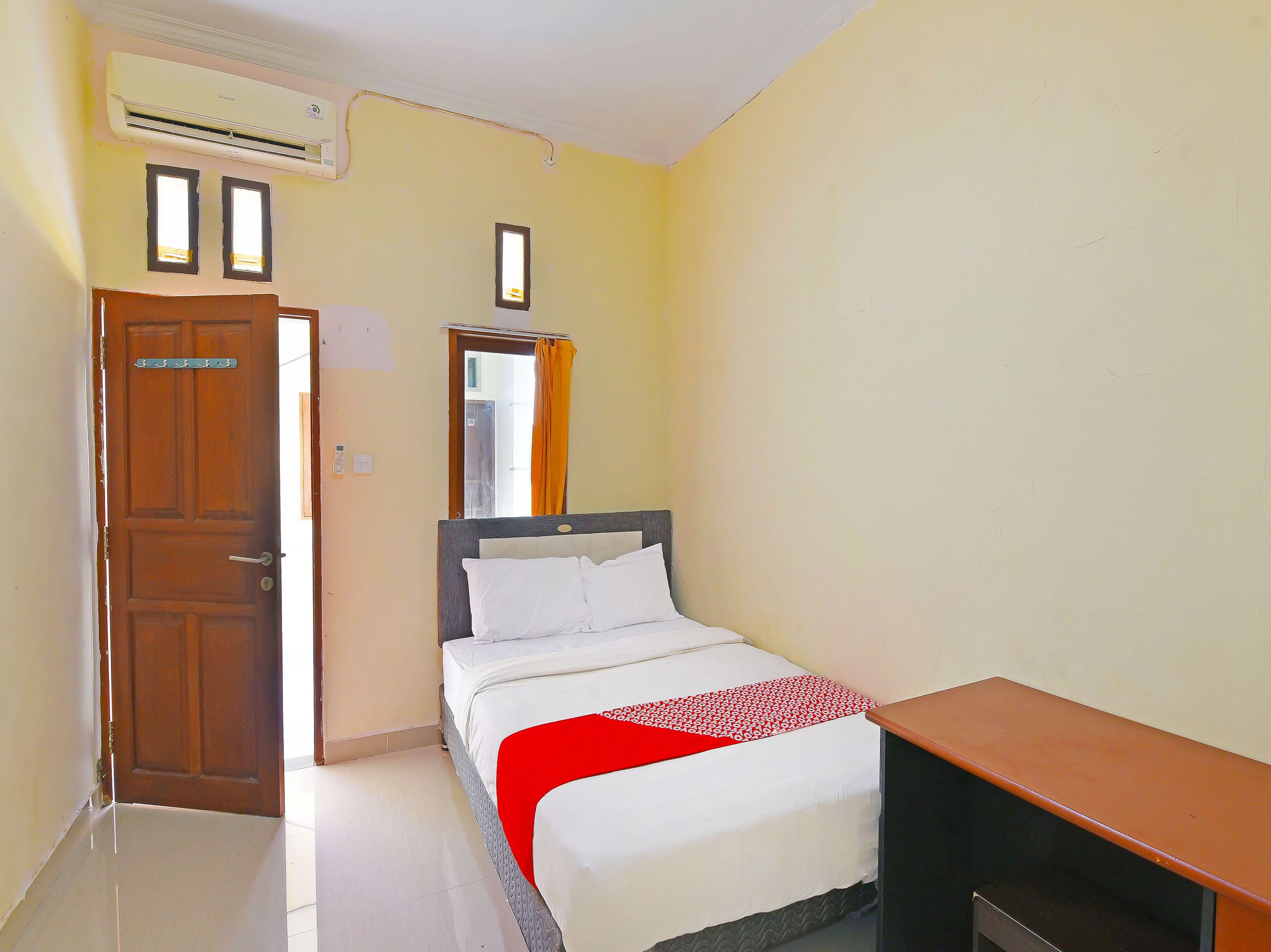 Sandat Guest House by OYO