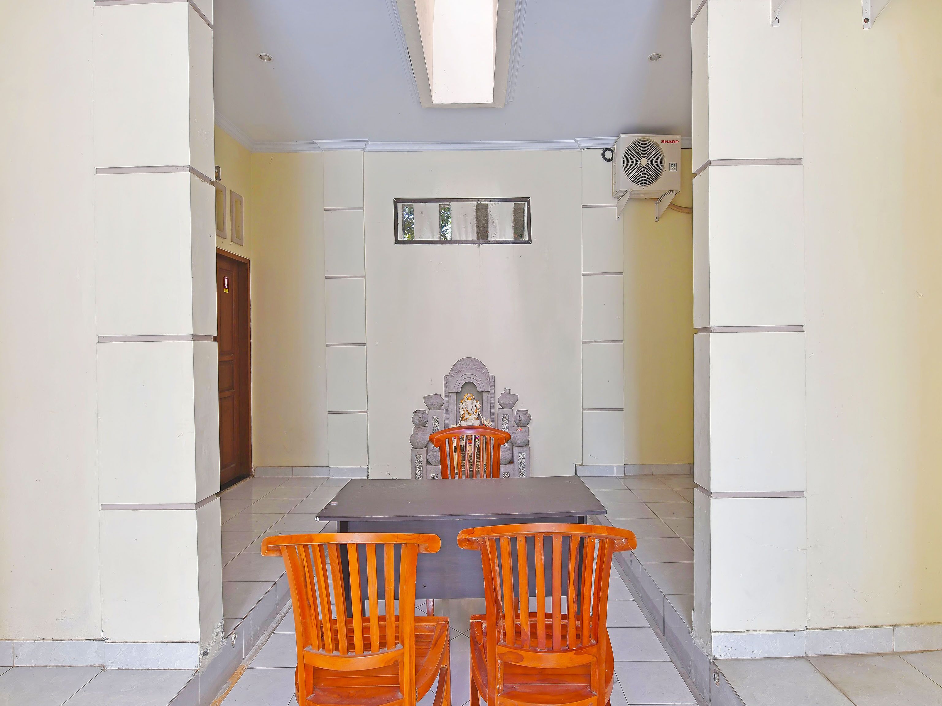 Sandat Guest House by OYO