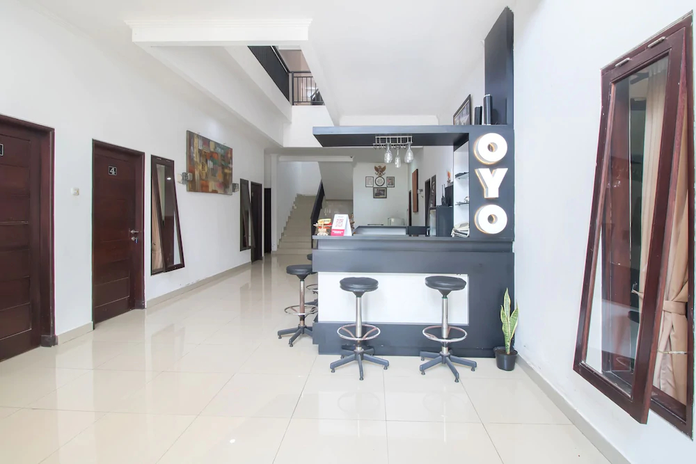 Sekar Sari Residence by OYO Rooms