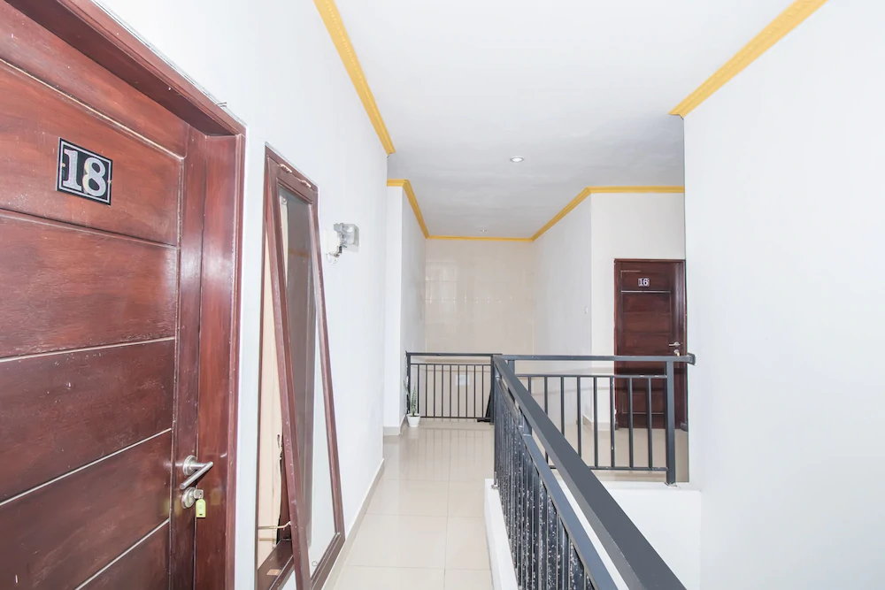 Sekar Sari Residence by OYO Rooms
