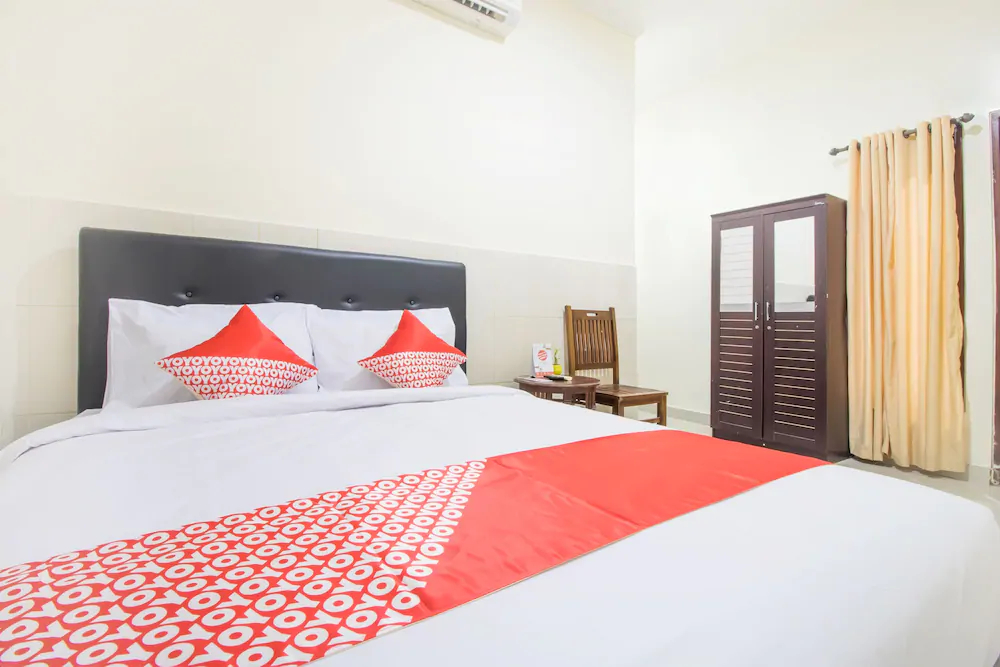 Sekar Sari Residence by OYO Rooms
