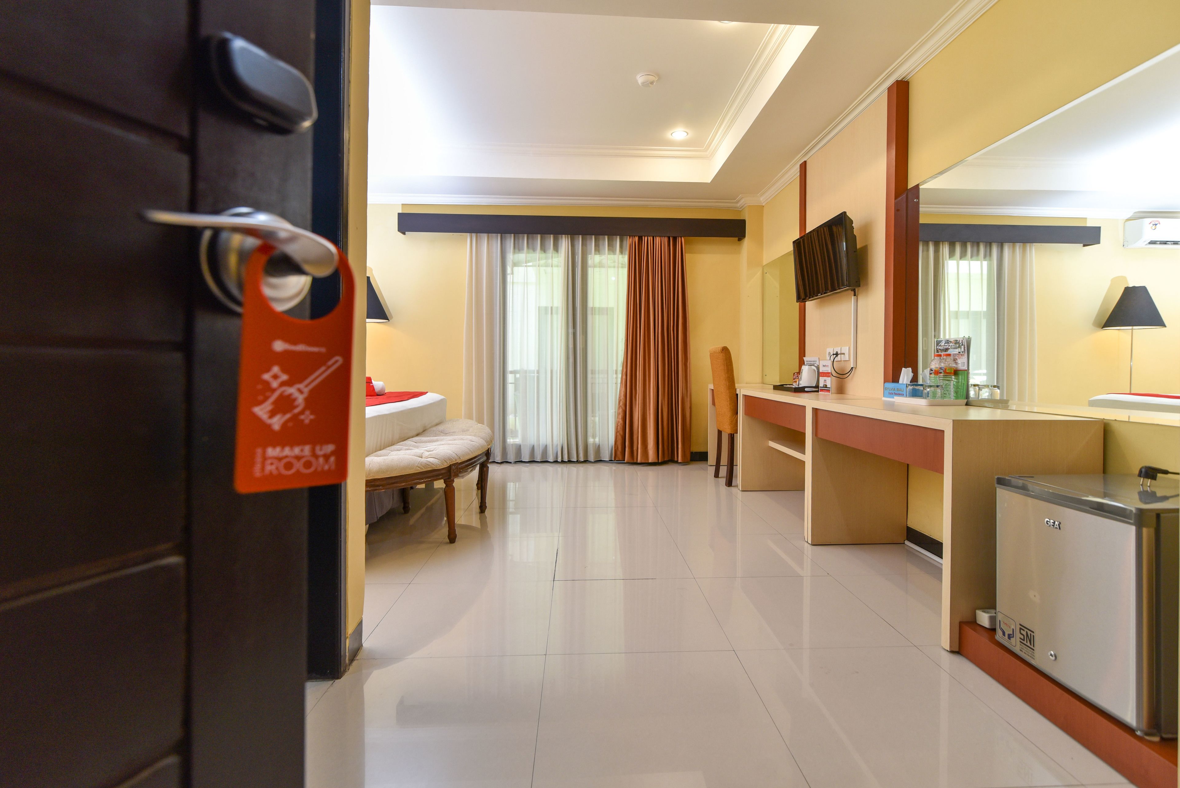 Sylvia Bali Suite Residence by RedDoorz