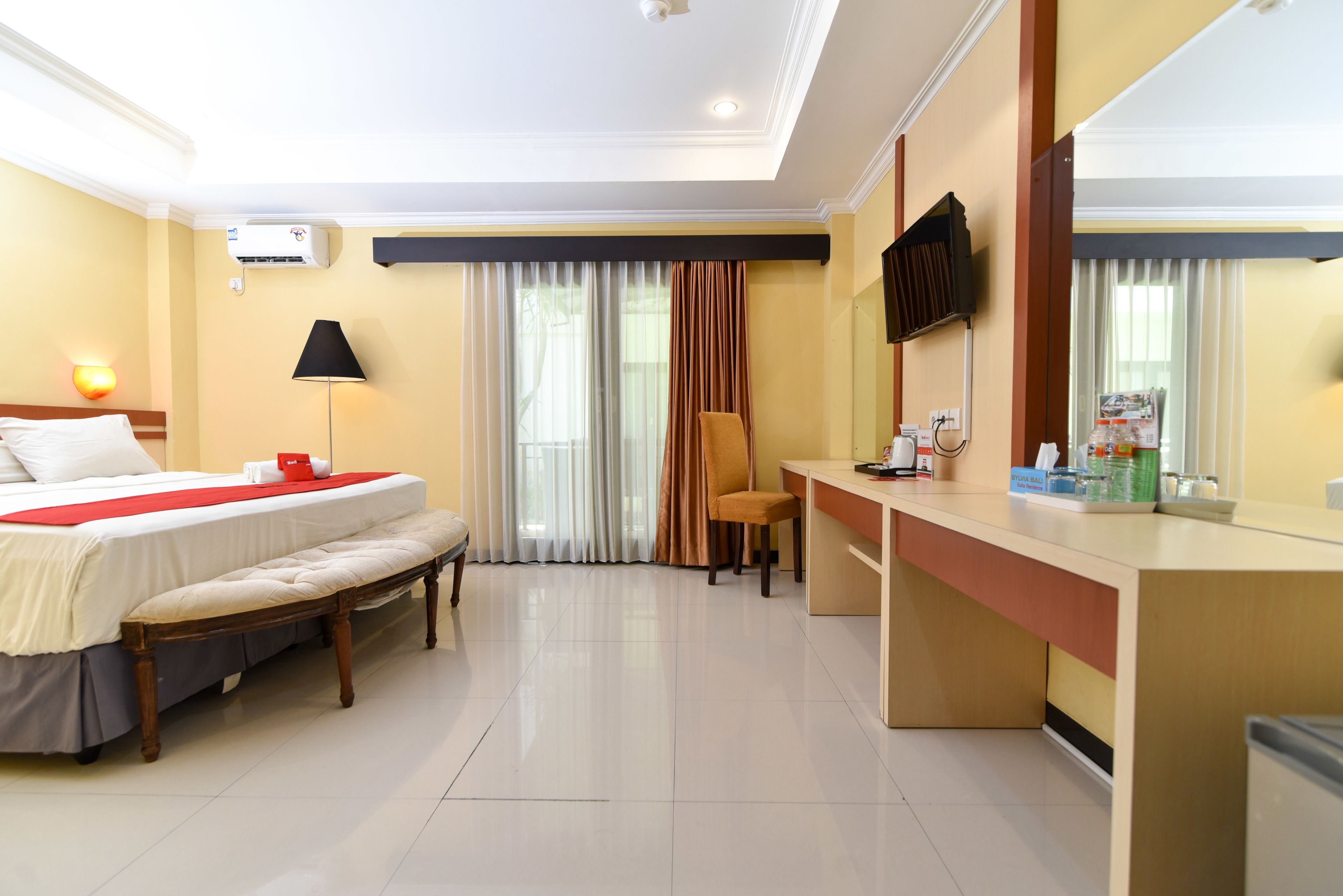 Sylvia Bali Suite Residence by RedDoorz