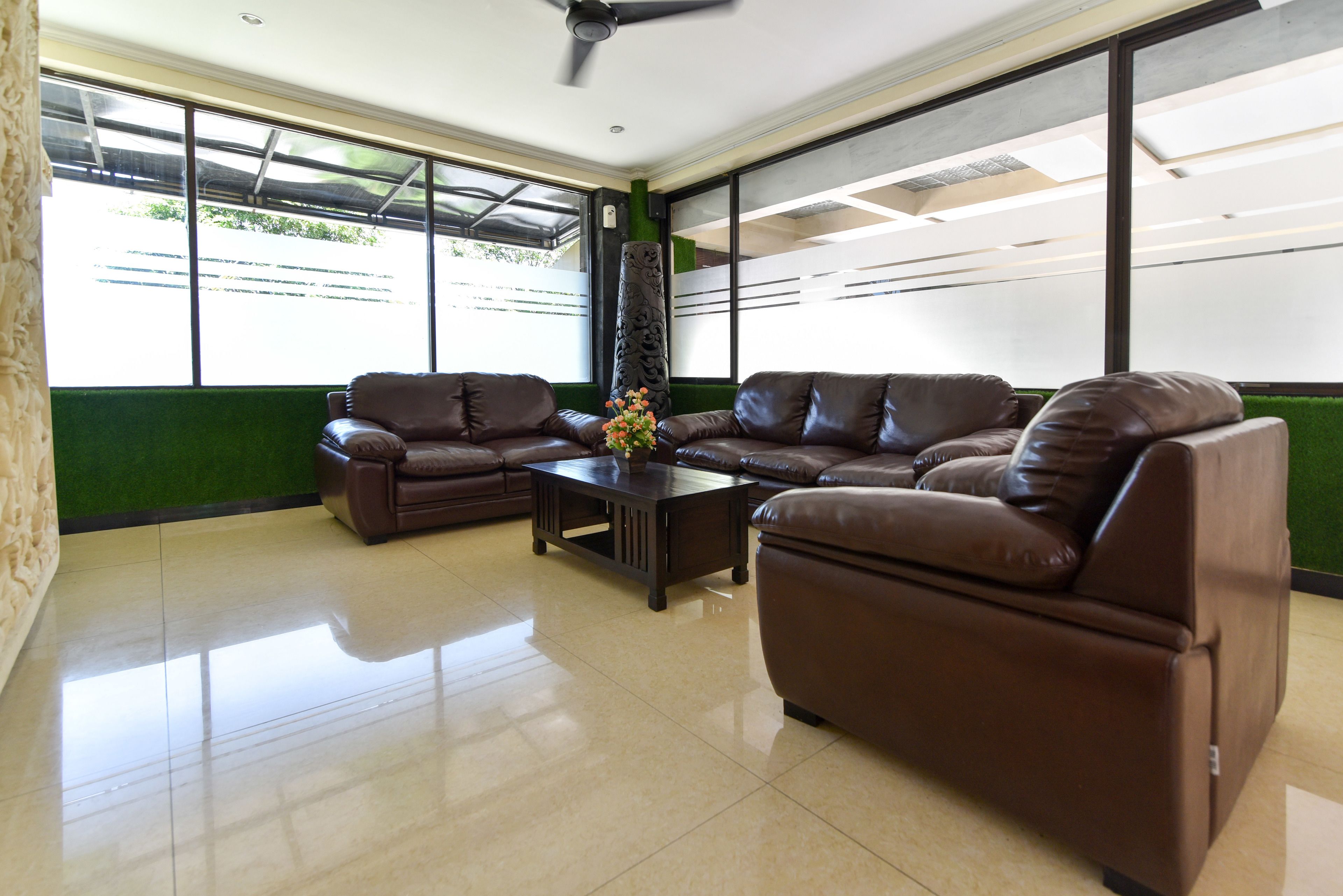 Sylvia Bali Suite Residence by RedDoorz