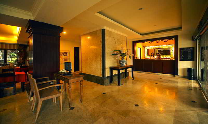 Urbanview Hotel Taman Suci Denpasar Bali