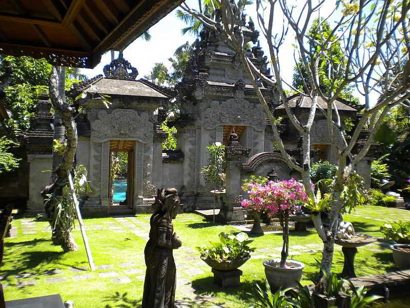 Taman Suci Suite & Villas