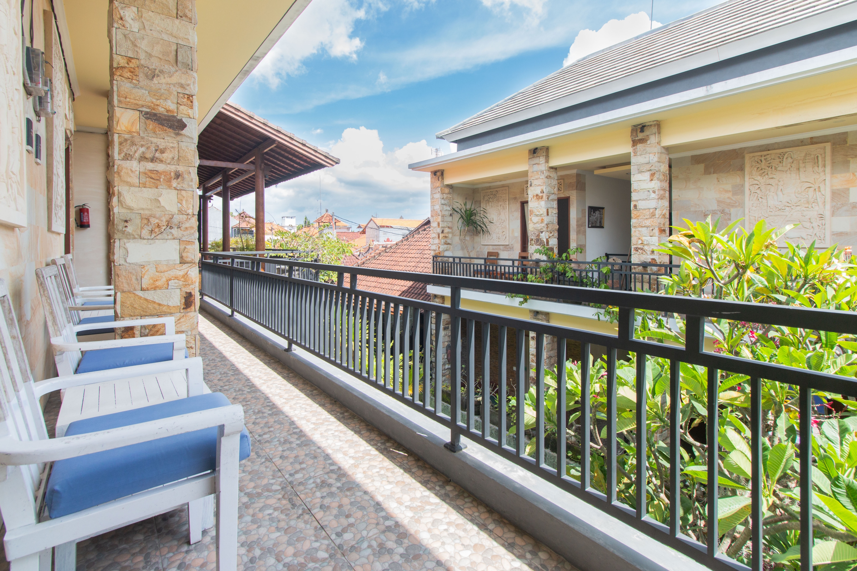 The Frog Residence Sanur by OYO Rooms