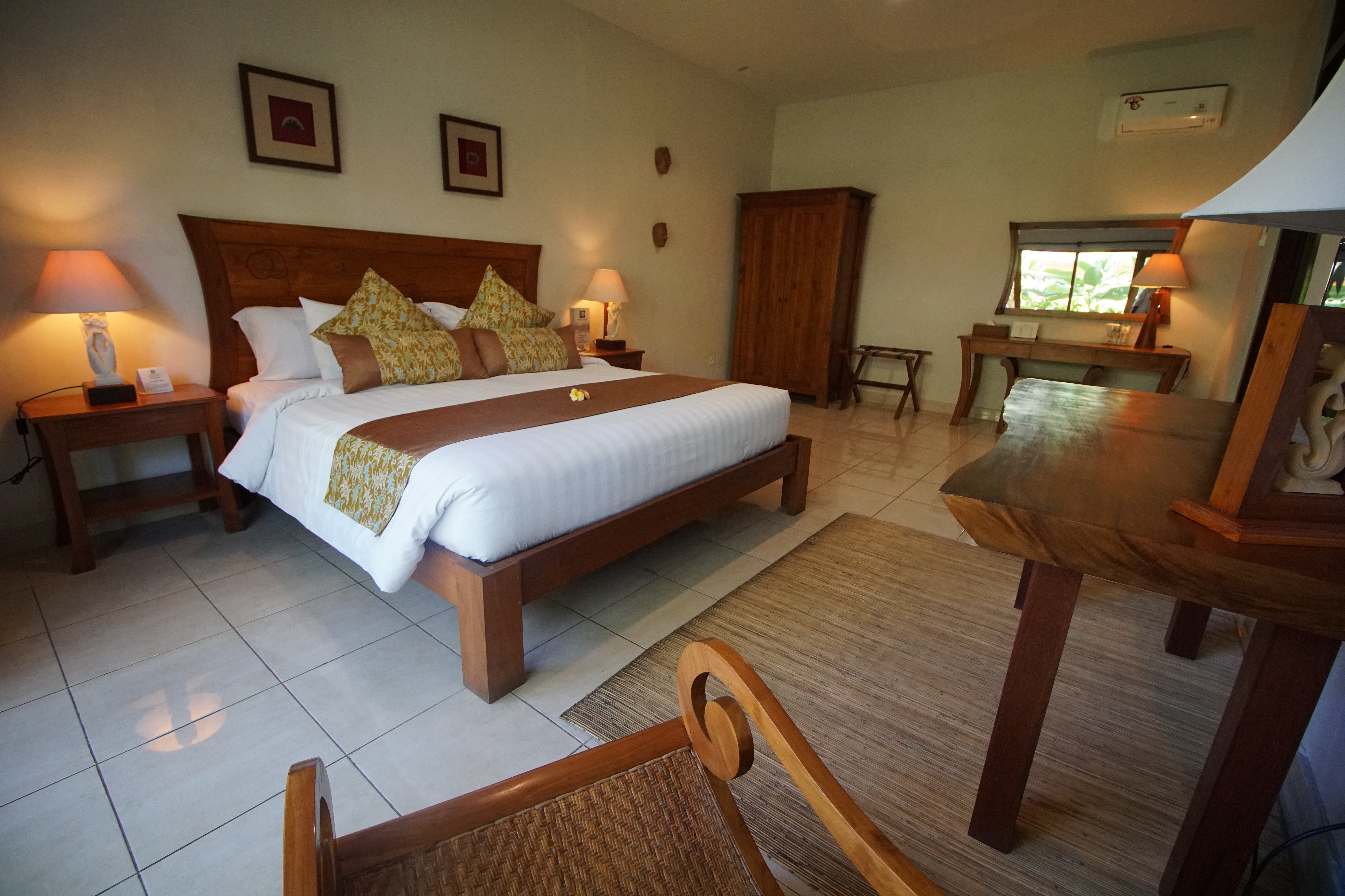The Cakra Hotel
