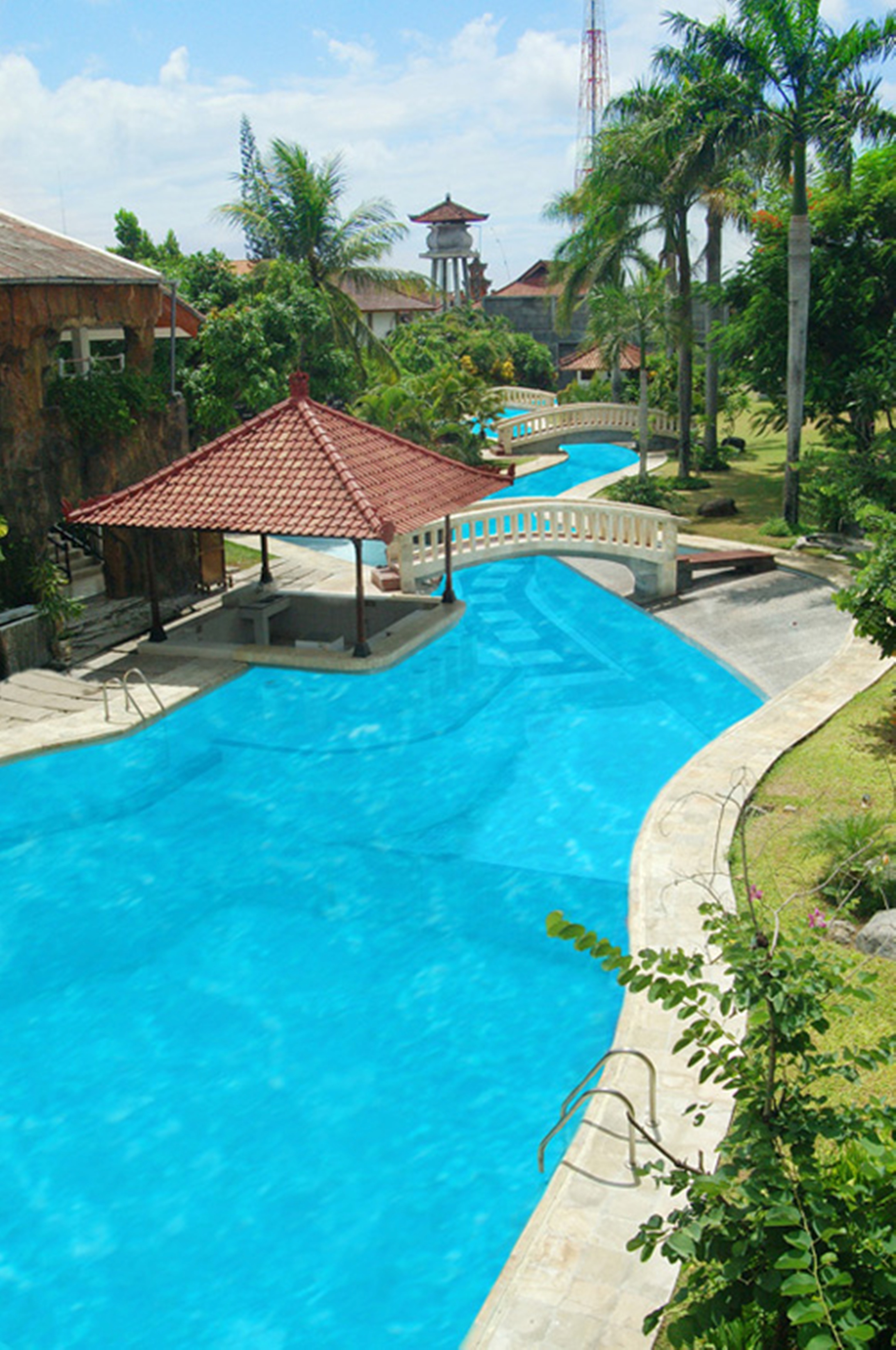 The Cakra Hotel