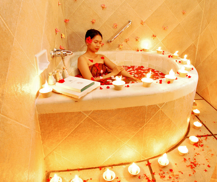 The Cakra Hotel