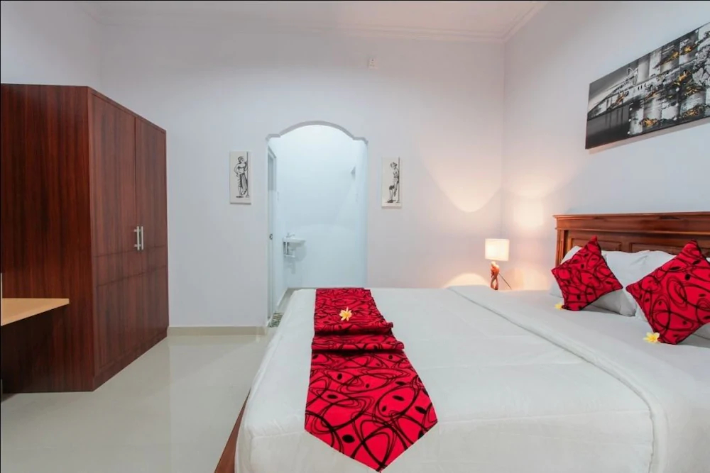 Two Made's Guest House