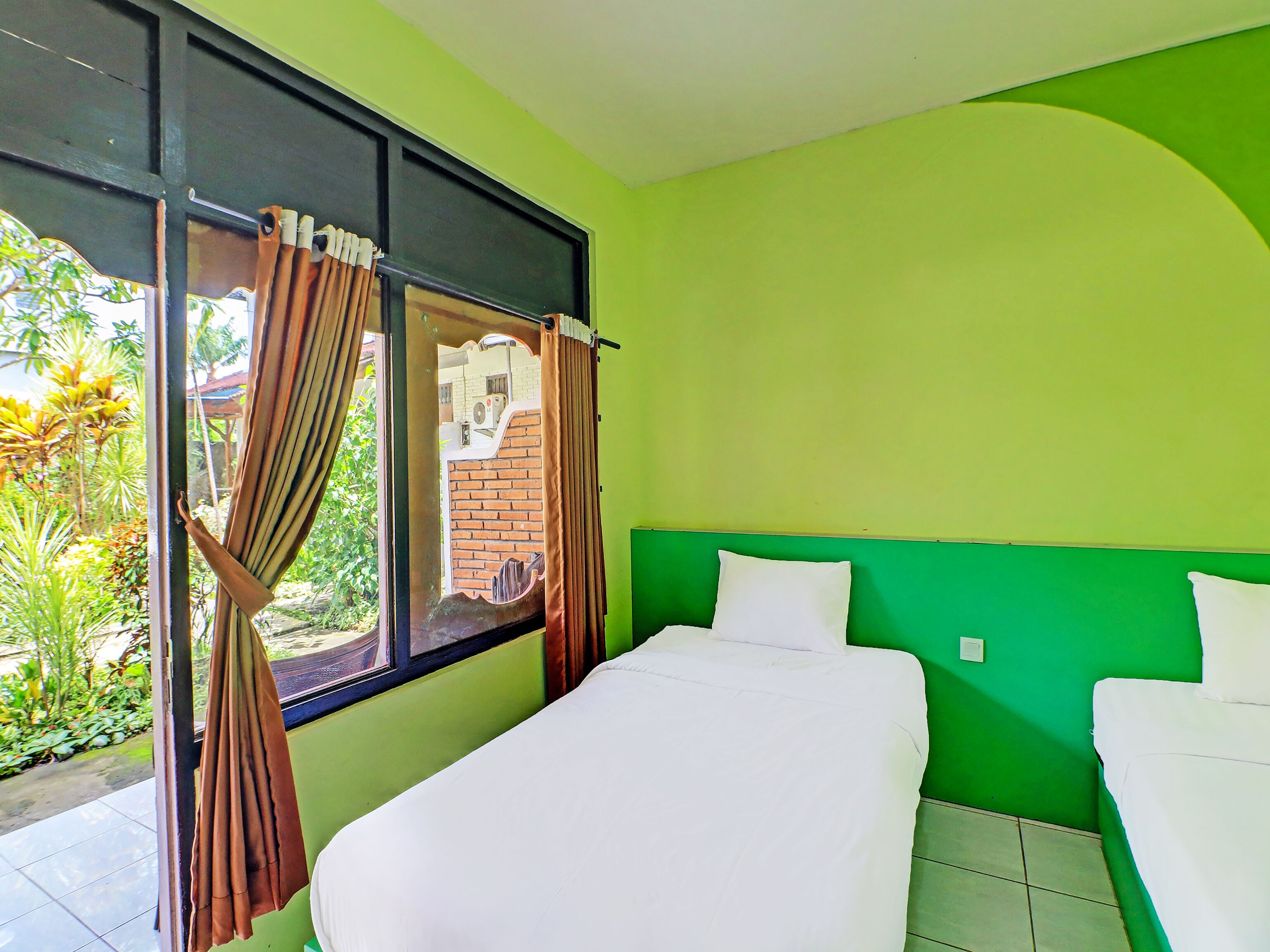 Warna Kedaton Hotel by OYO