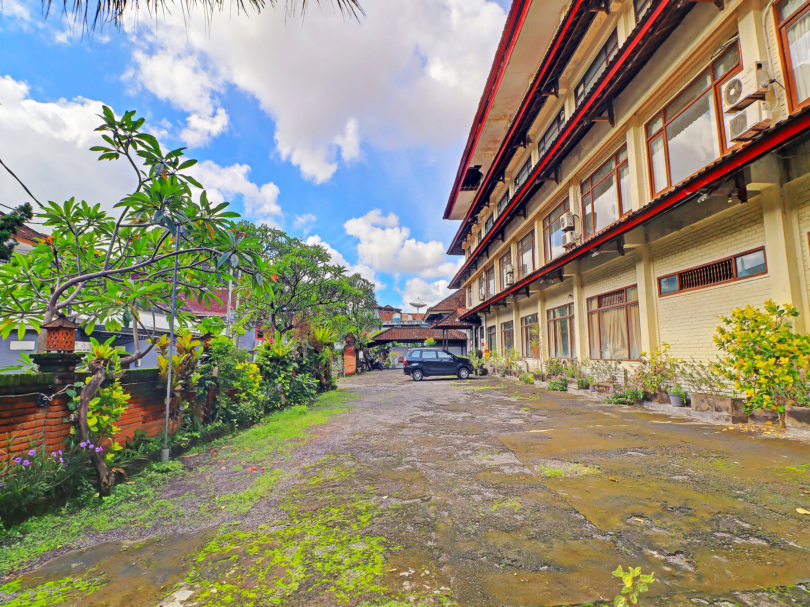Warna Kedaton Hotel by OYO