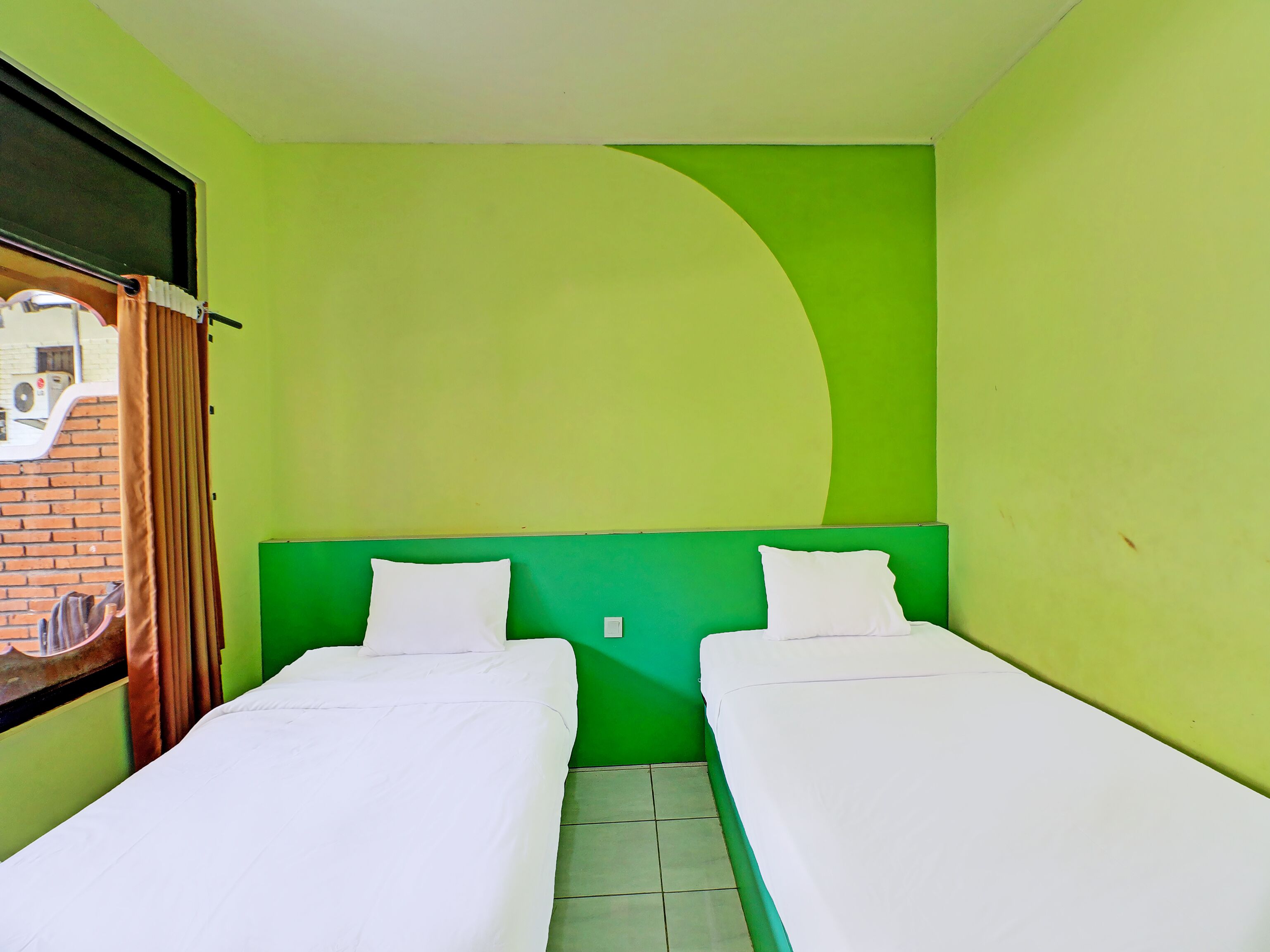 Warna Kedaton Hotel by OYO