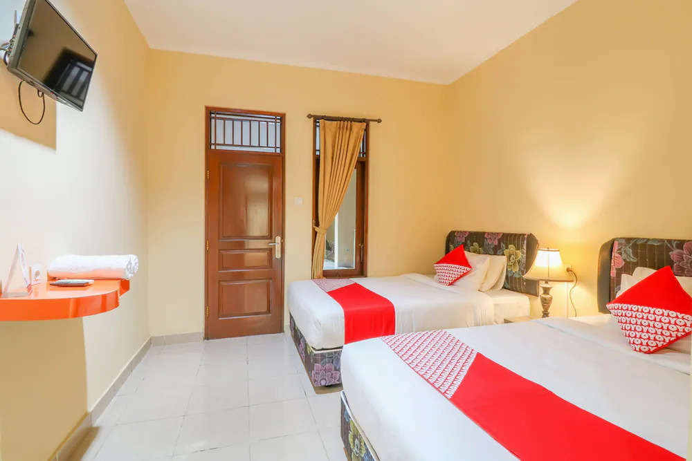 Wisma Guntur II by OYO Rooms