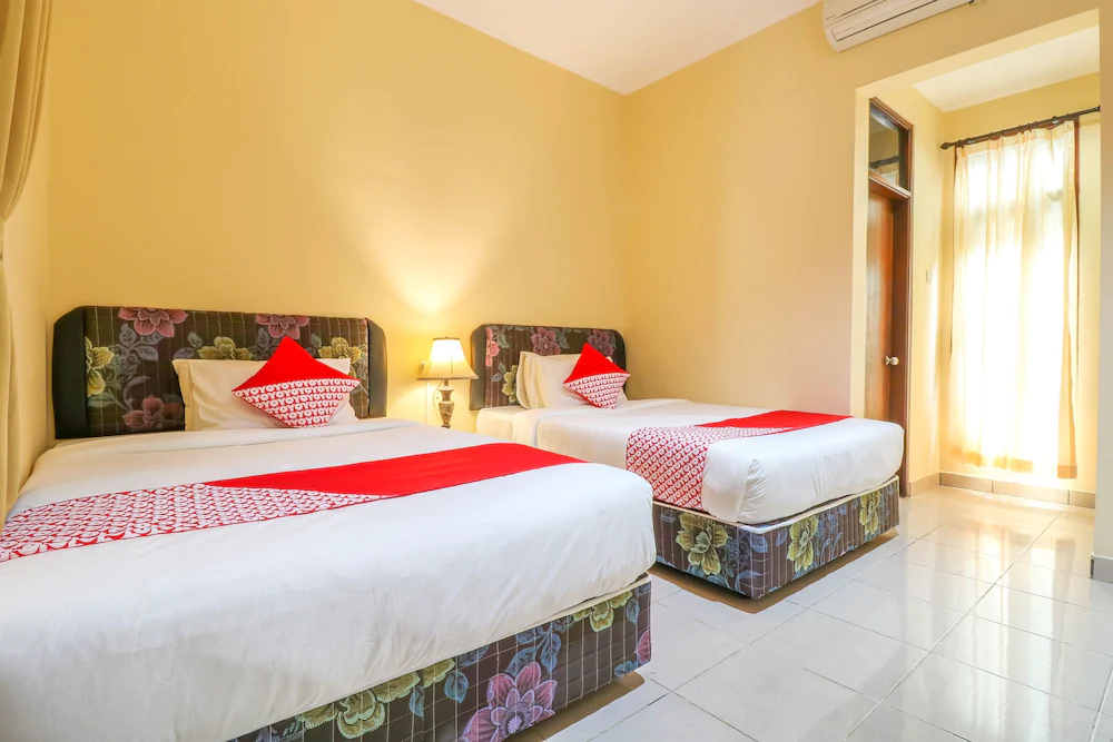 Wisma Guntur II by OYO Rooms