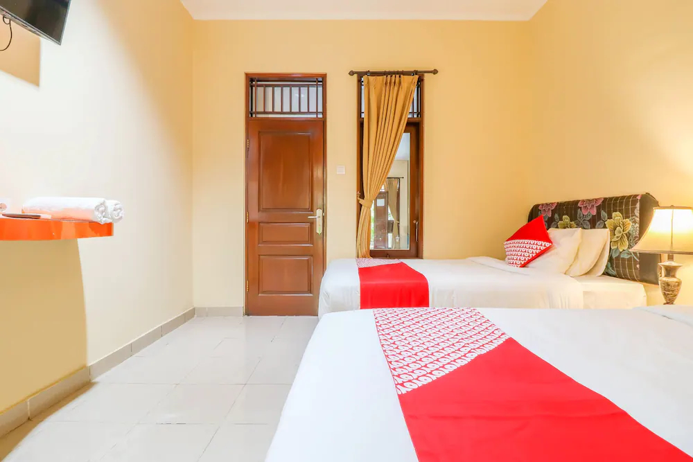 Wisma Guntur II by OYO Rooms