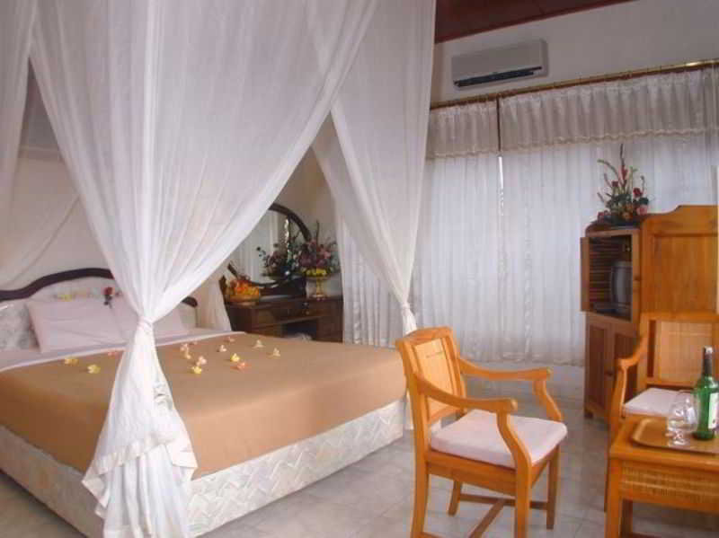 Bona Village Inn