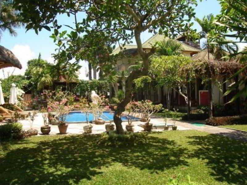 Bona Village Inn