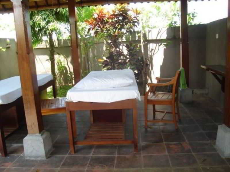 Bona Village Inn