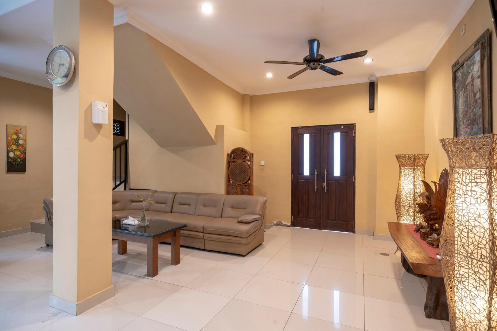 Dante Guest House by OYO