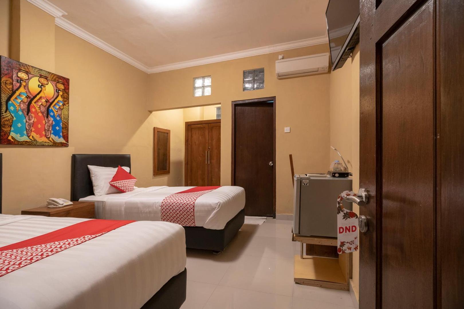 Dante Guest House by OYO