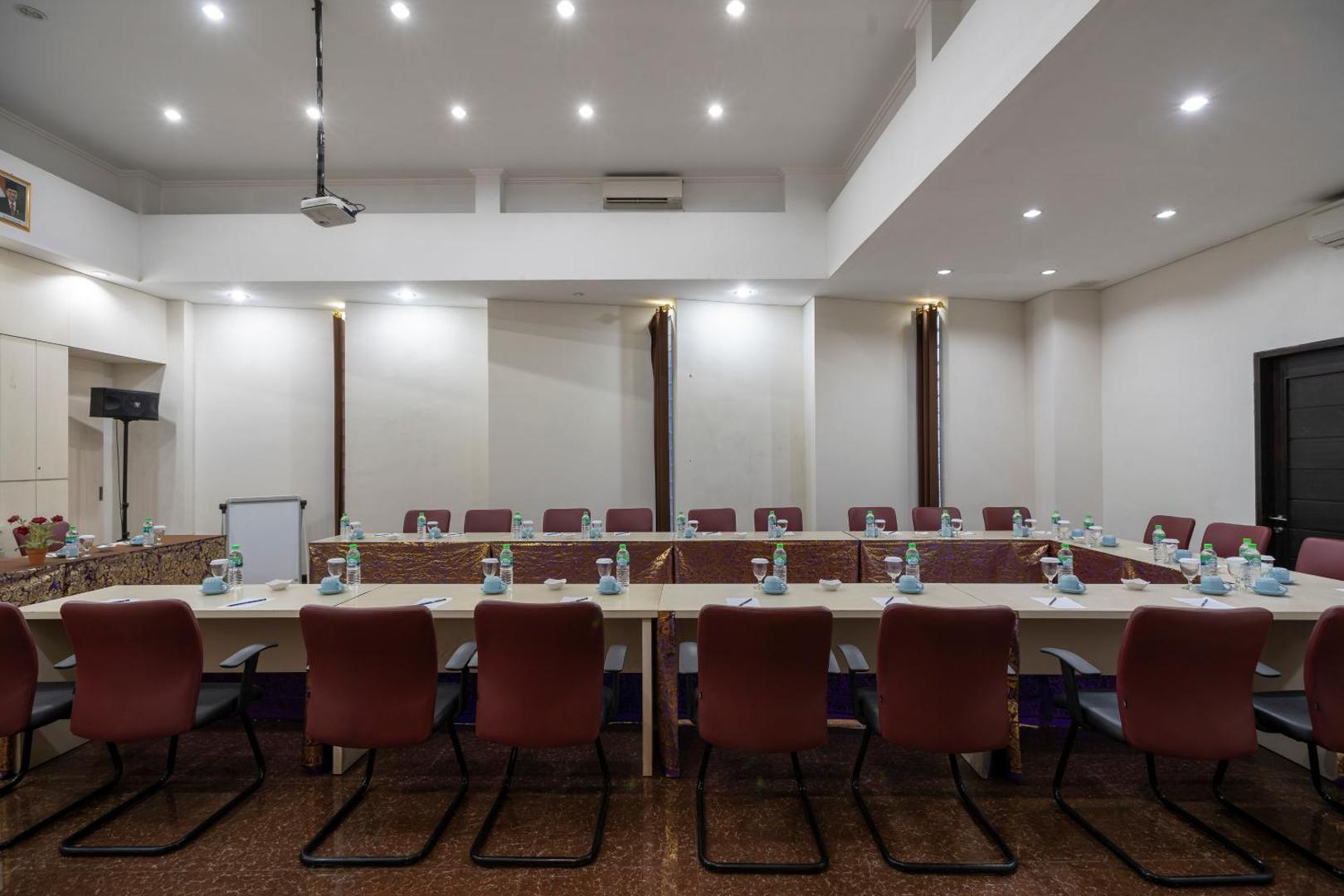 Dante Guest House by OYO