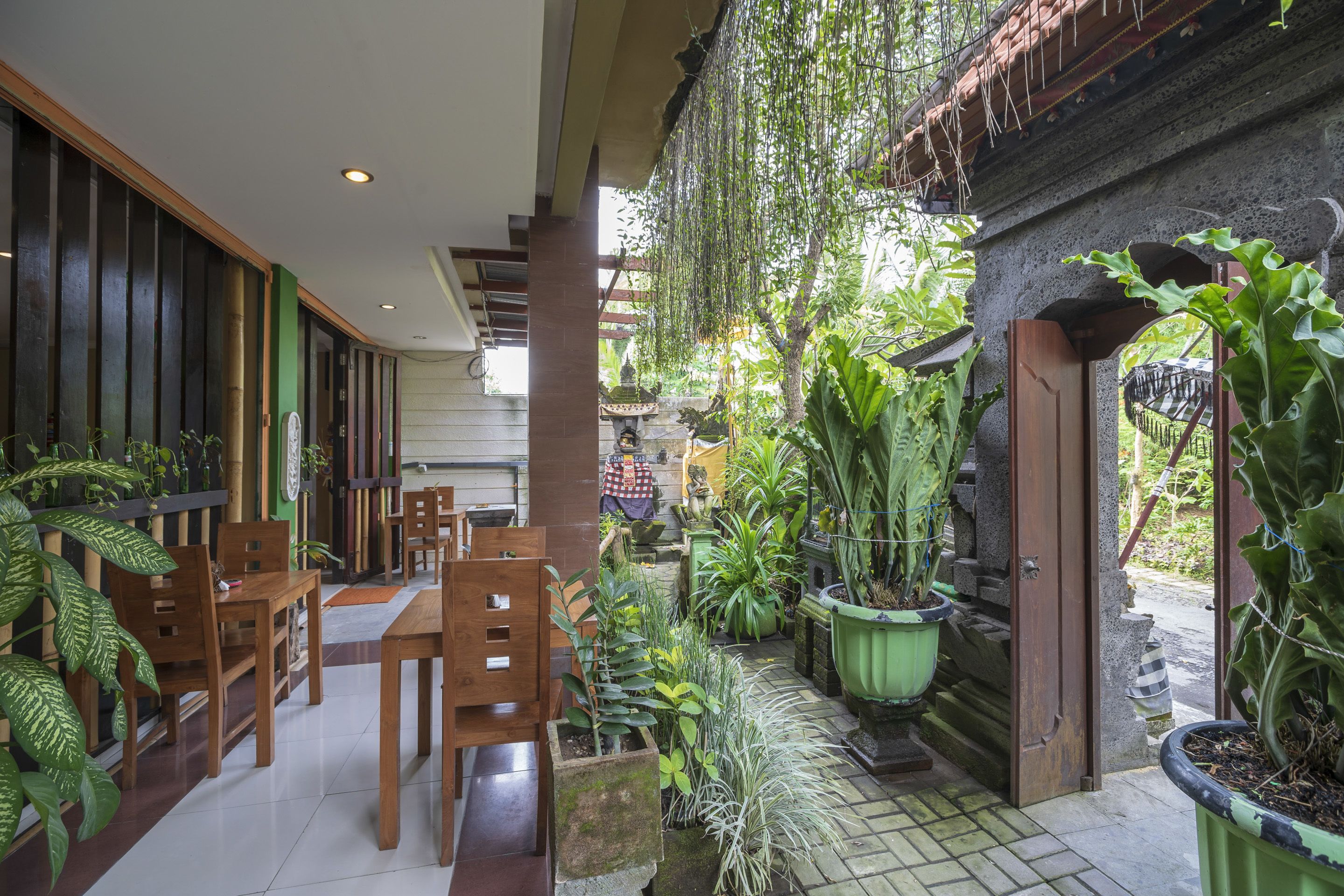 Dante Guest House by OYO