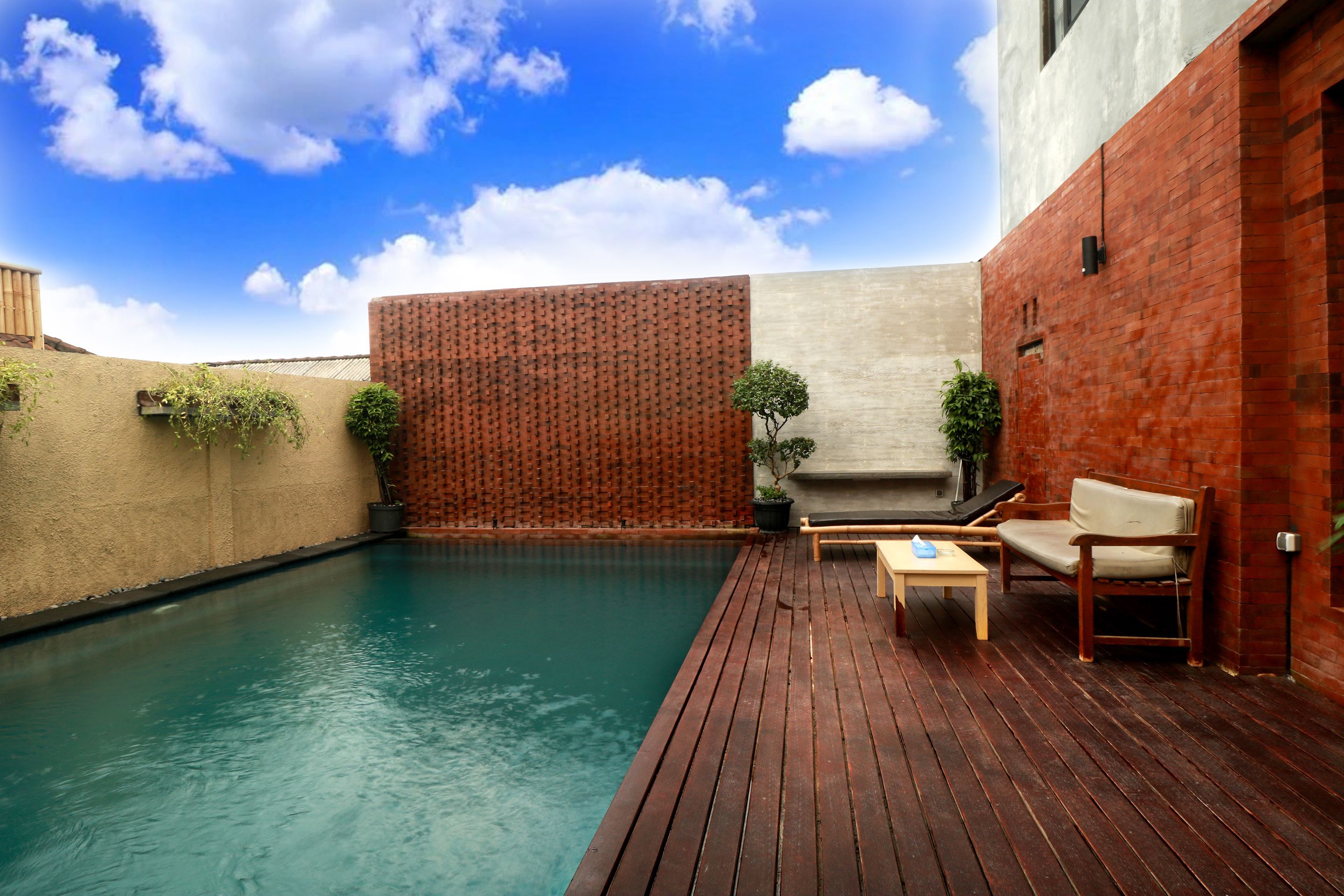 Dante Guest House by OYO
