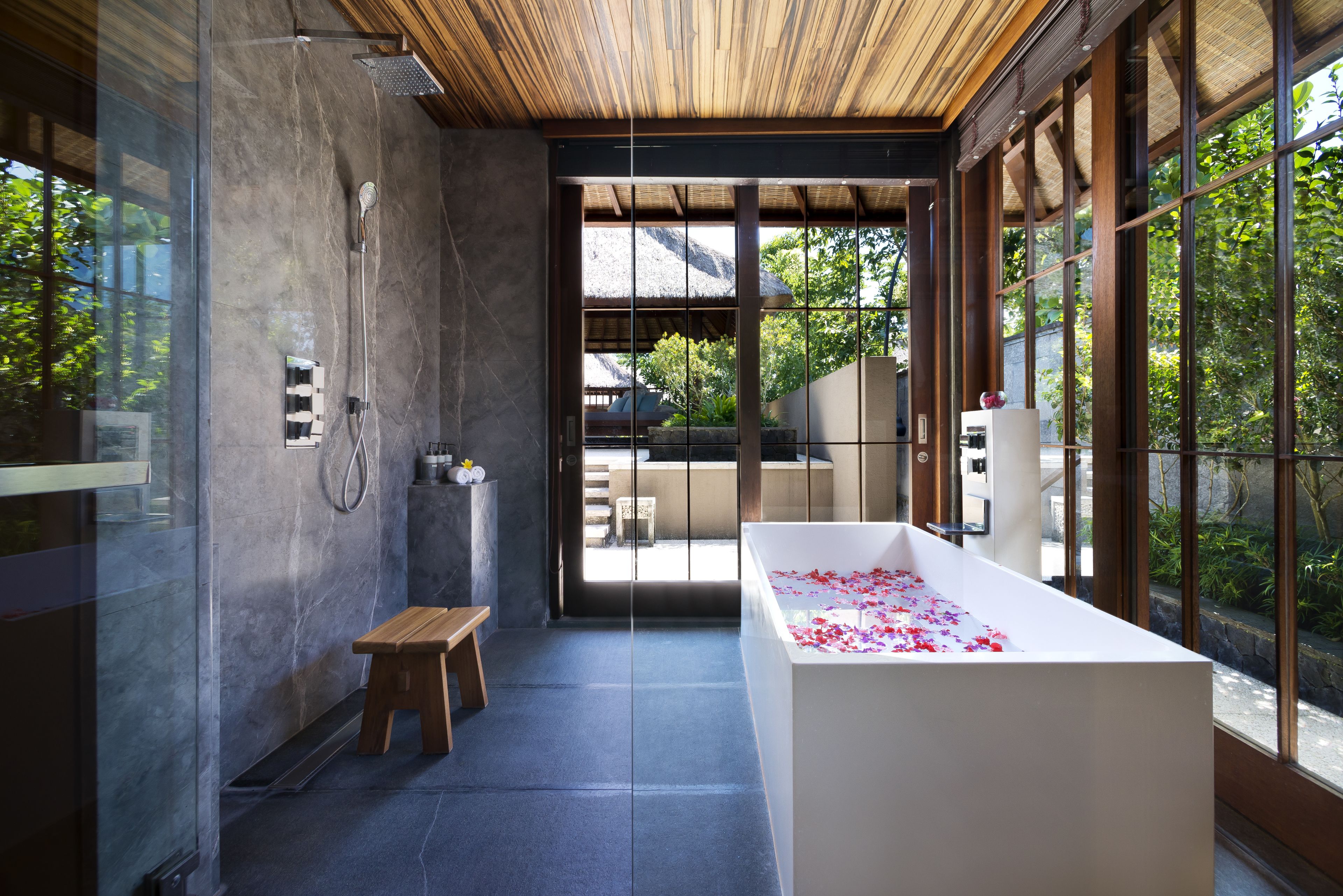 Hoshinoya Bali