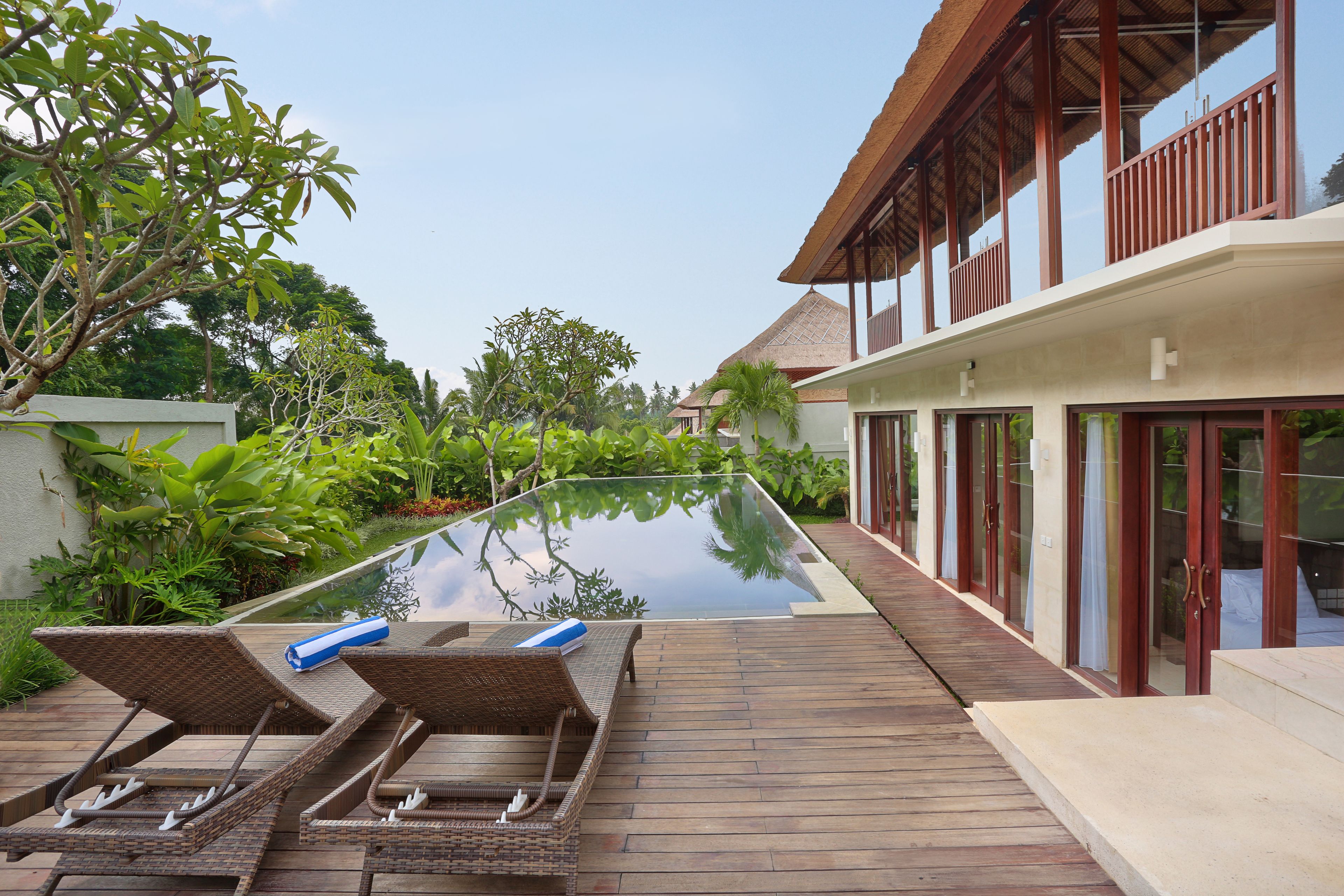 Khayangan Kemenuh Villas