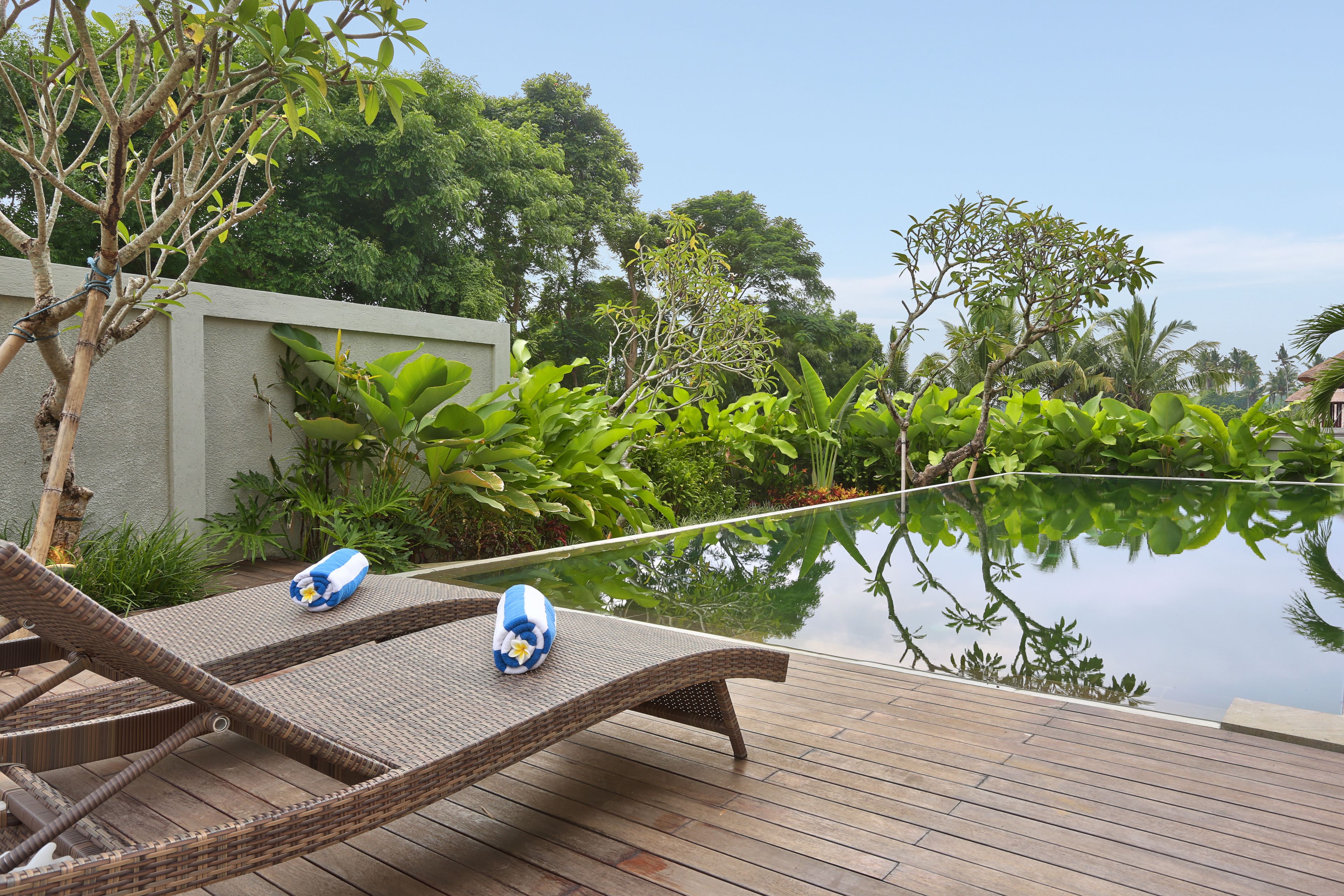 Khayangan Kemenuh Villas