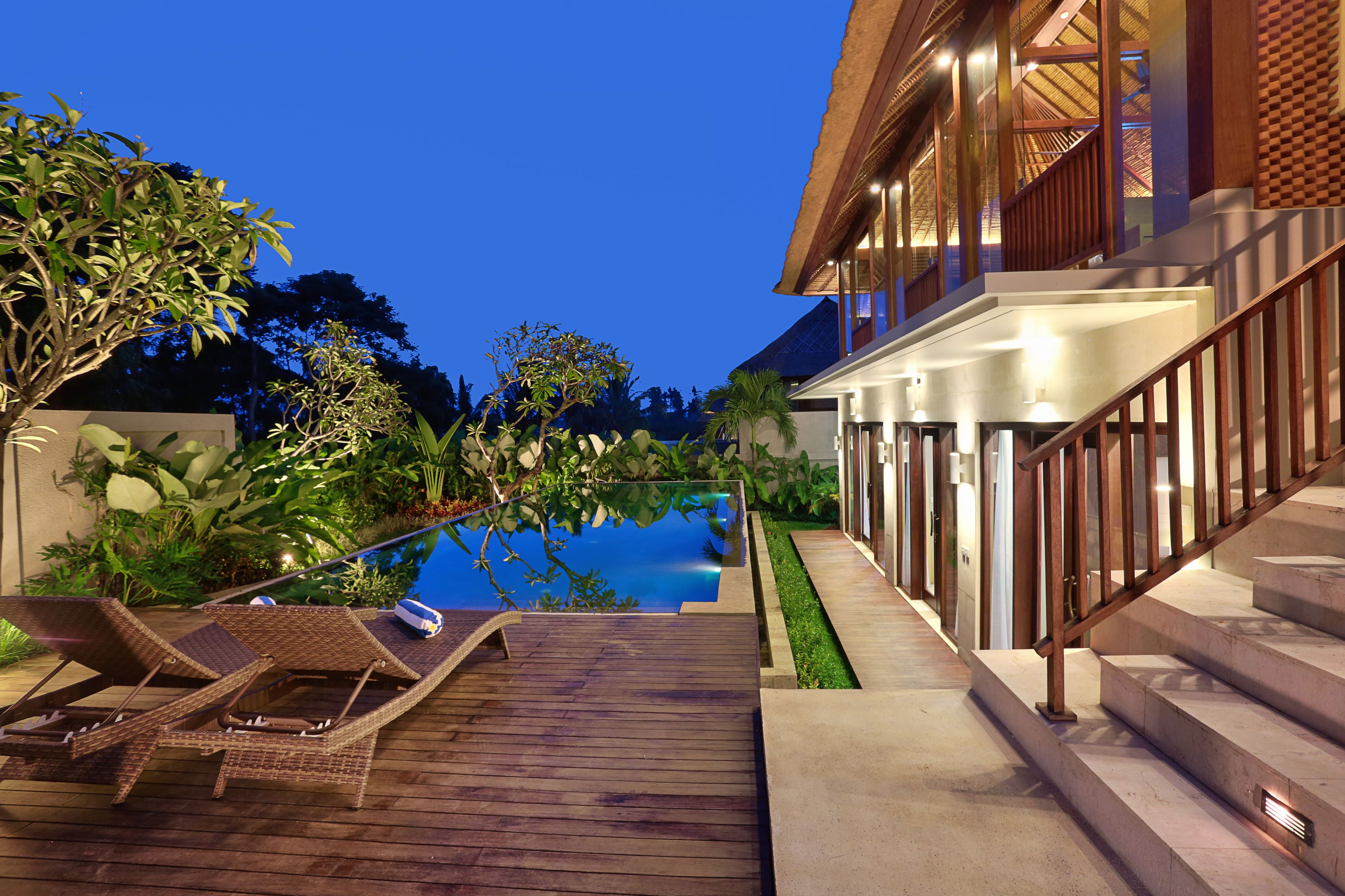 Khayangan Kemenuh Villas