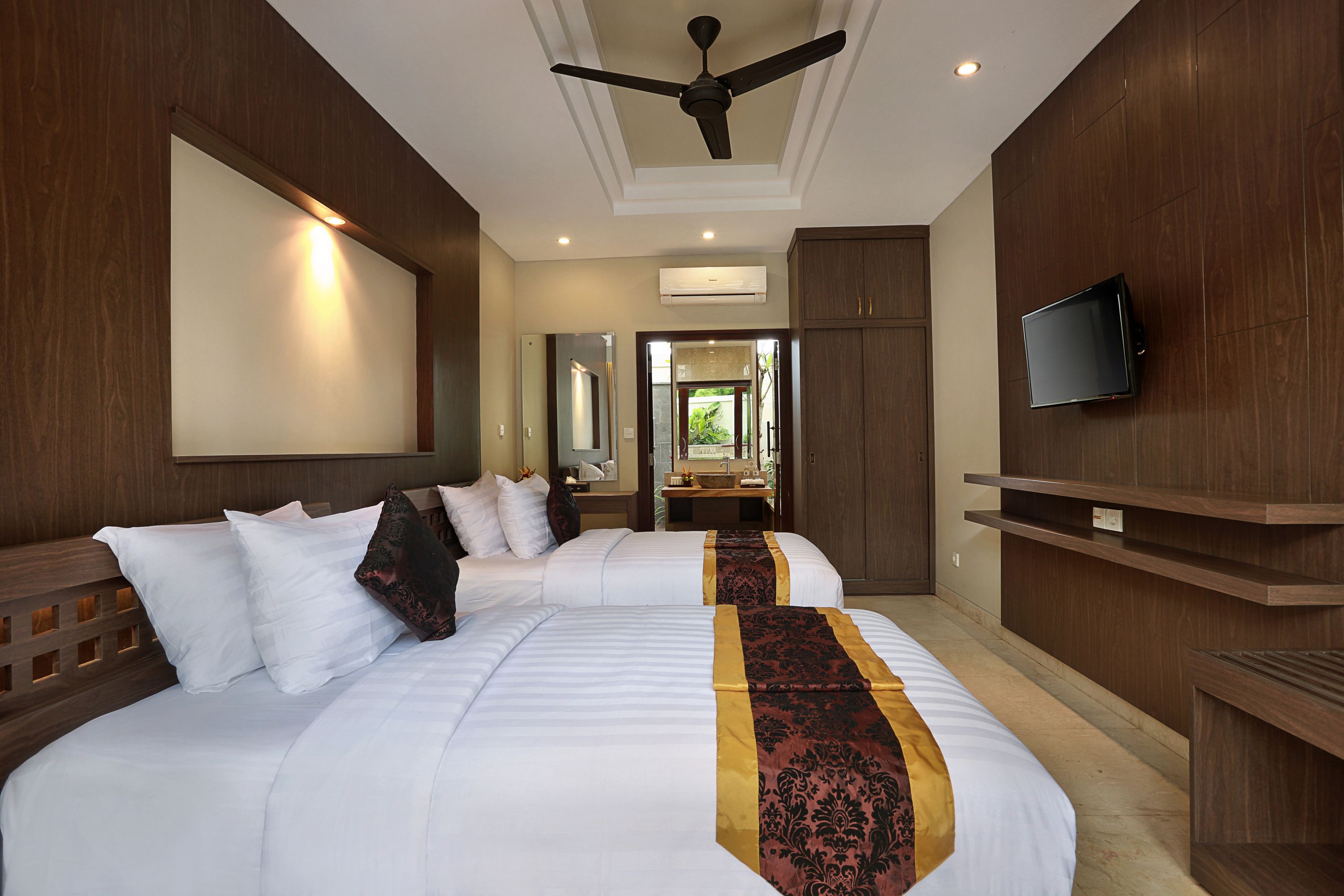 Khayangan Kemenuh Villas