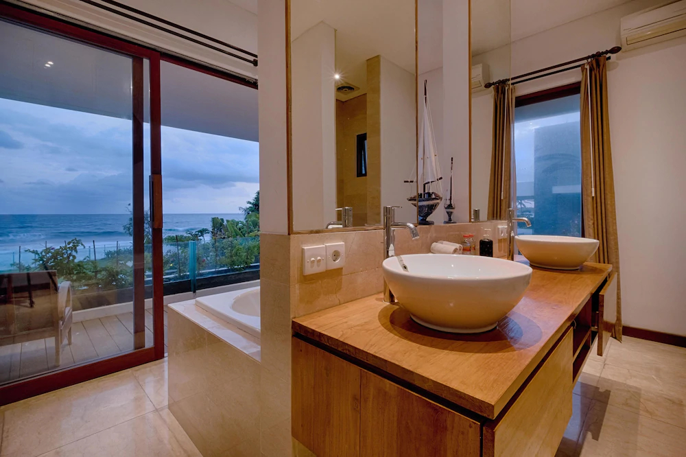 Kutus Kutus Keramas Villa