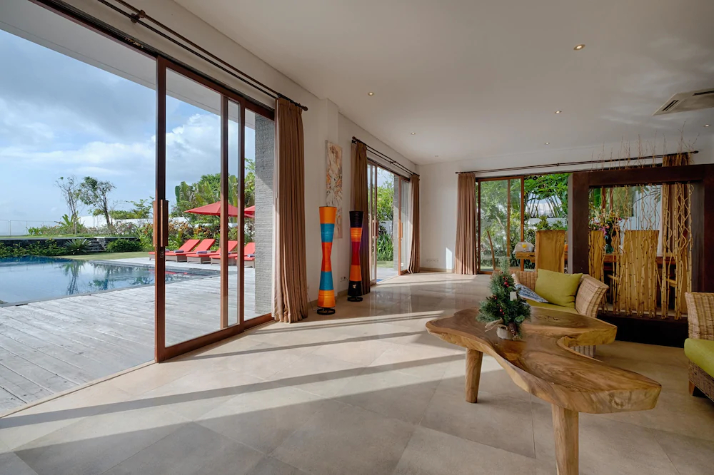 Kutus Kutus Keramas Villa