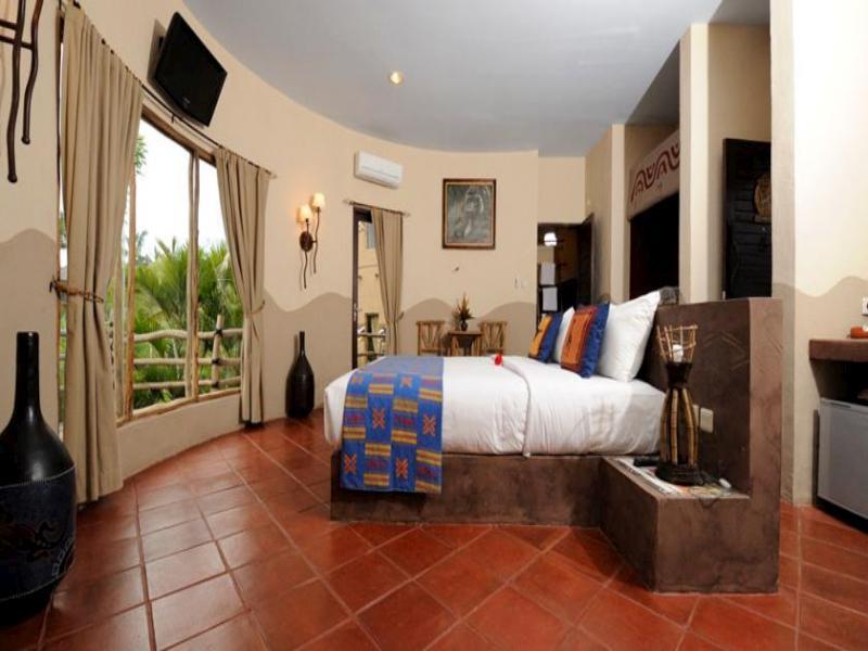 Mara River Safari Lodge