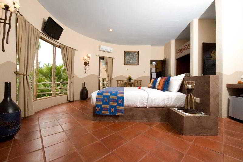 Mara River Safari Lodge