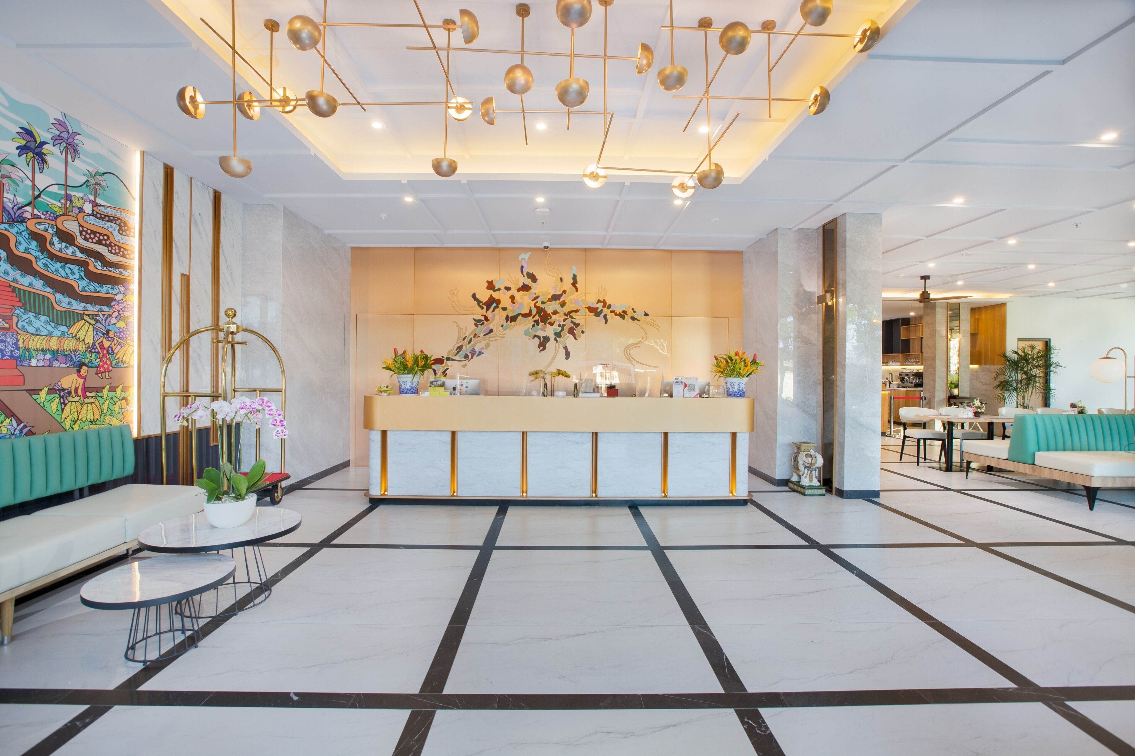 Rv Hotel Kutus Kutus