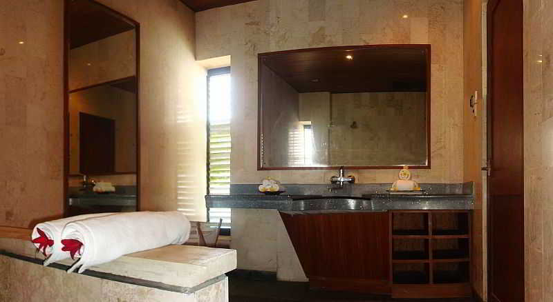 Suarti Resort, Villas & Gallery