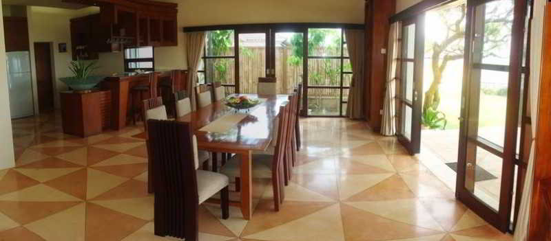 Suarti Resort, Villas & Gallery