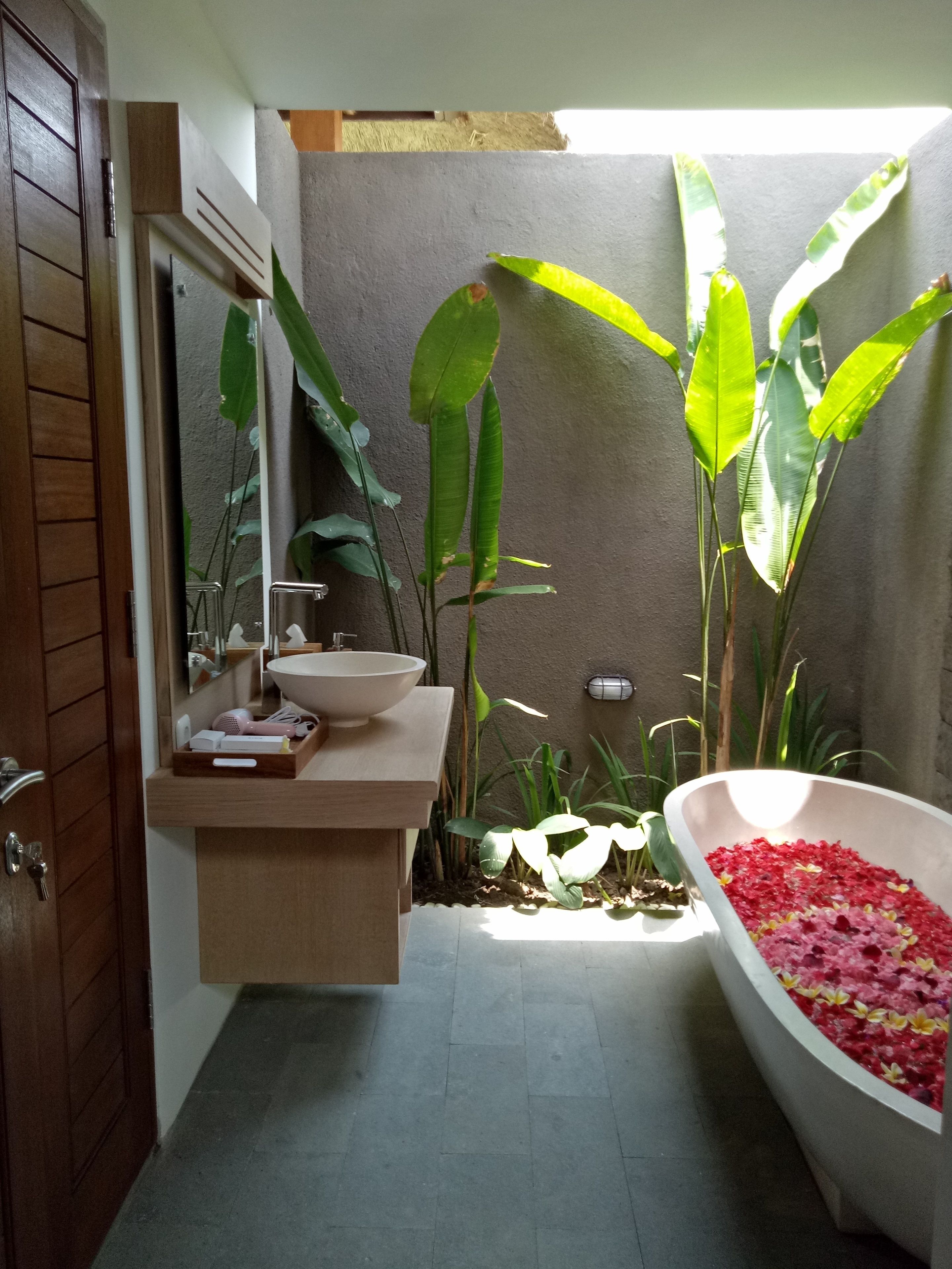 Three Gold Luxury Private Villa