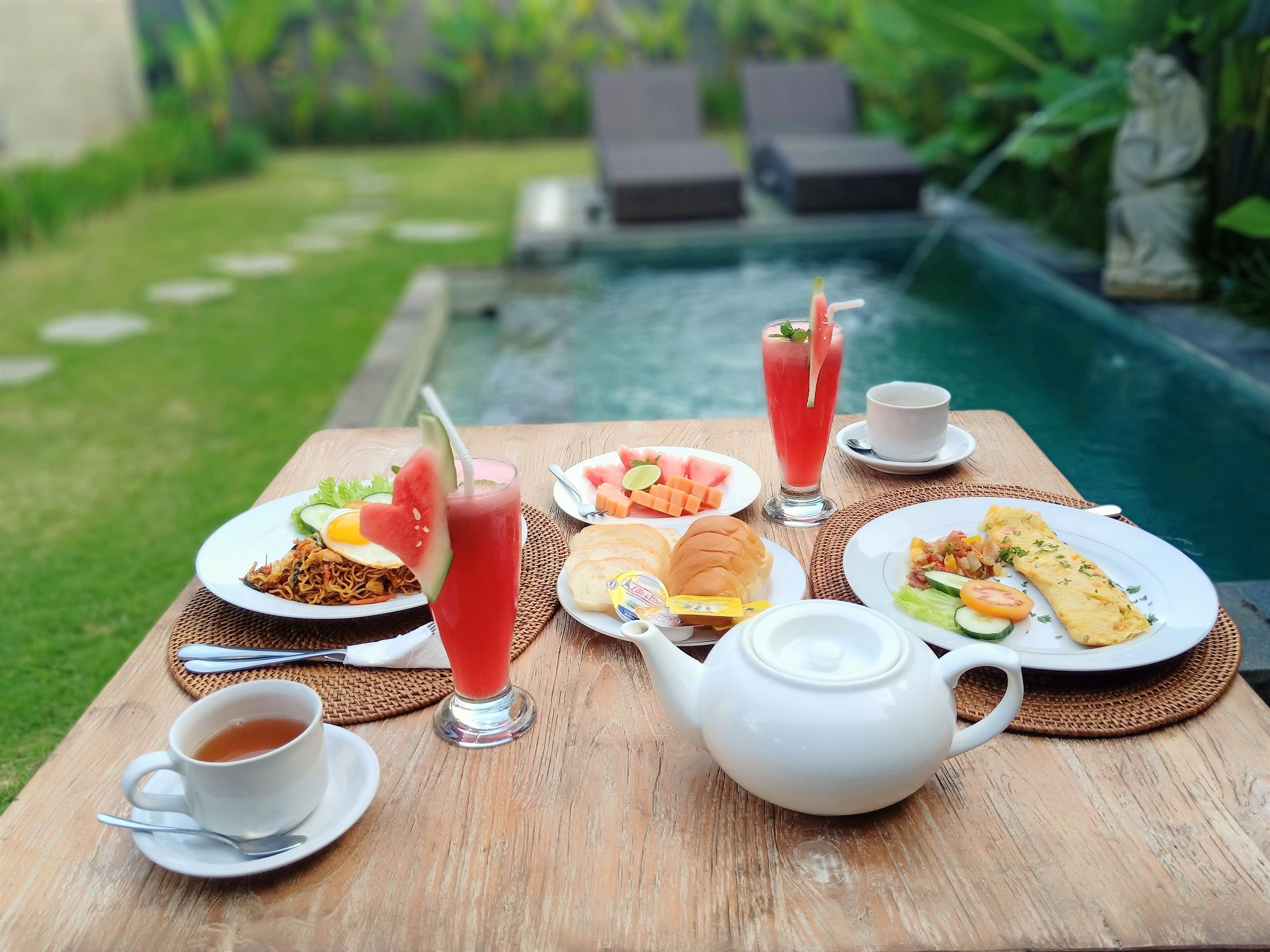 Three Gold Luxury Private Villa